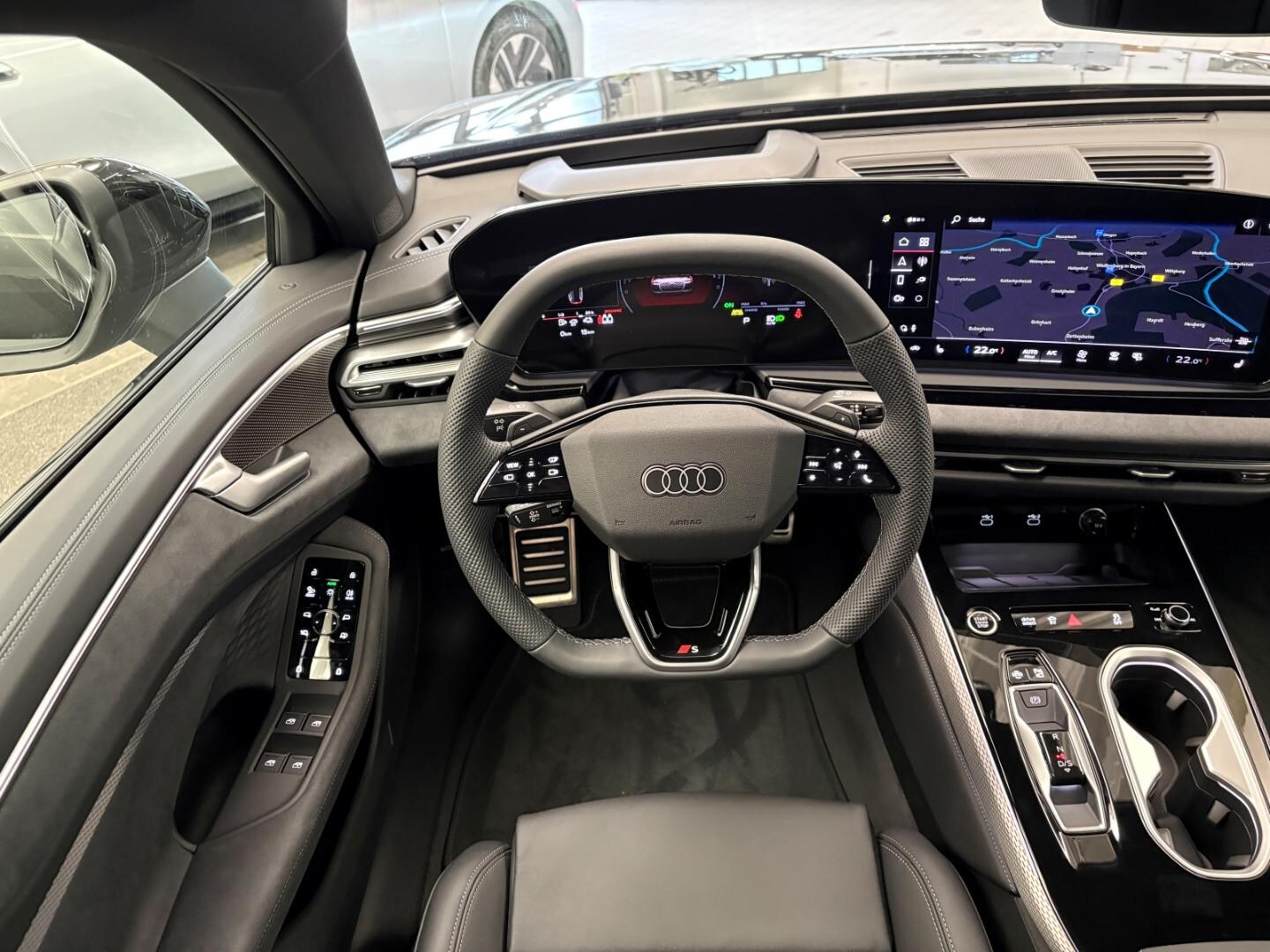 Bild über Audi A6 Avant e-hybrid edition one e-hybrid quattro 270 kW S tronic - für weitere Informationen kontaktieren Sie den Audi Partner