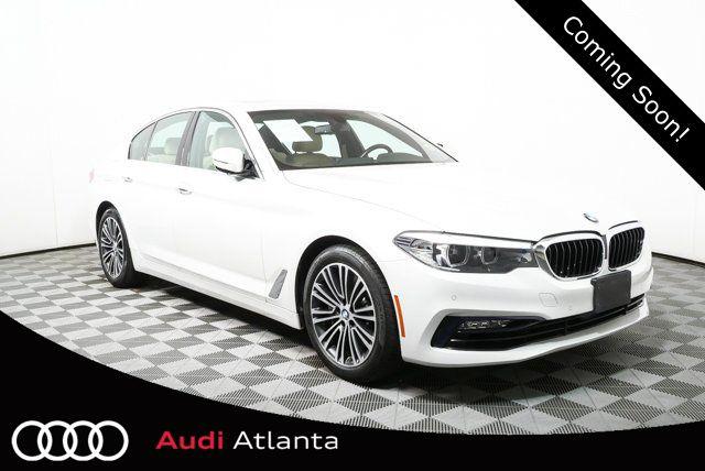2017 BMW 5 Series 530i xDrive Sedan's photo