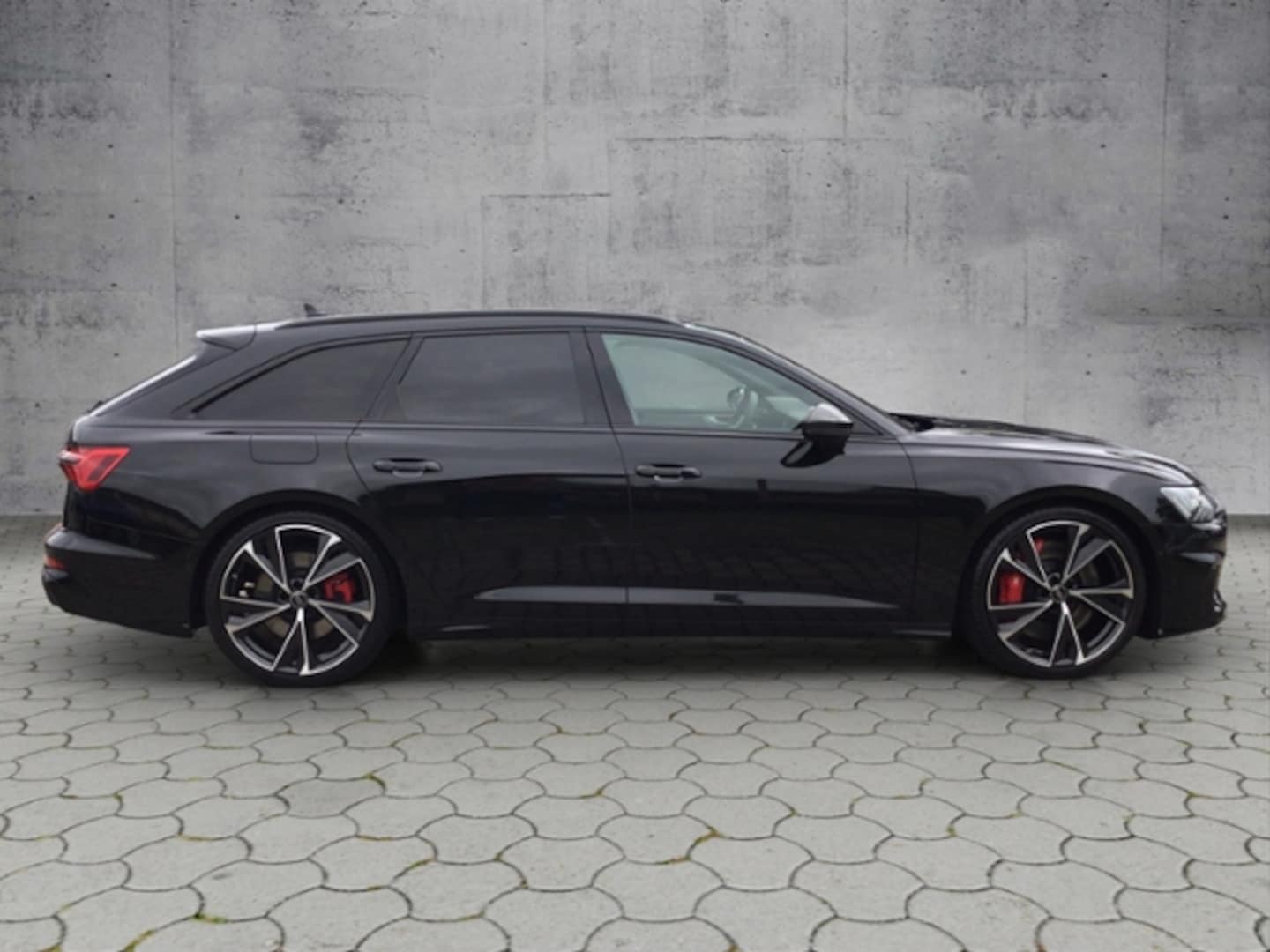 Bild über Audi S6 Avant TDI quattro tiptronic - für weitere Informationen kontaktieren Sie den Audi Partner