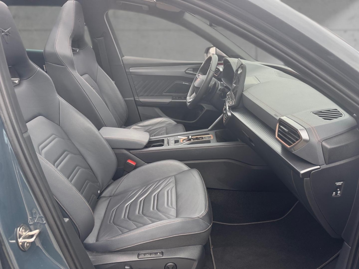 CUPRA Leon Sportstourer 1.5 TSI e-Hybrid VZ DSG 200 kW (272 CV) — photo 5