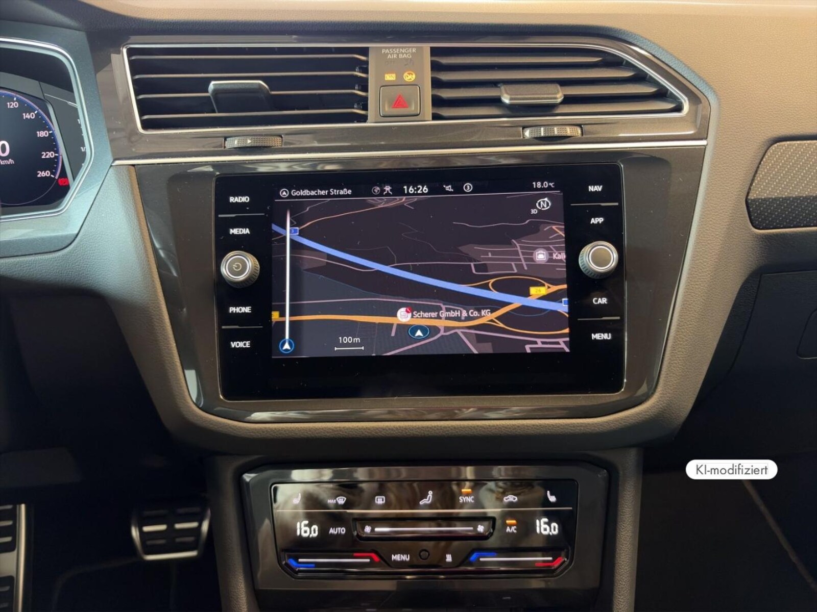Volkswagen Tiguan – Bild 12