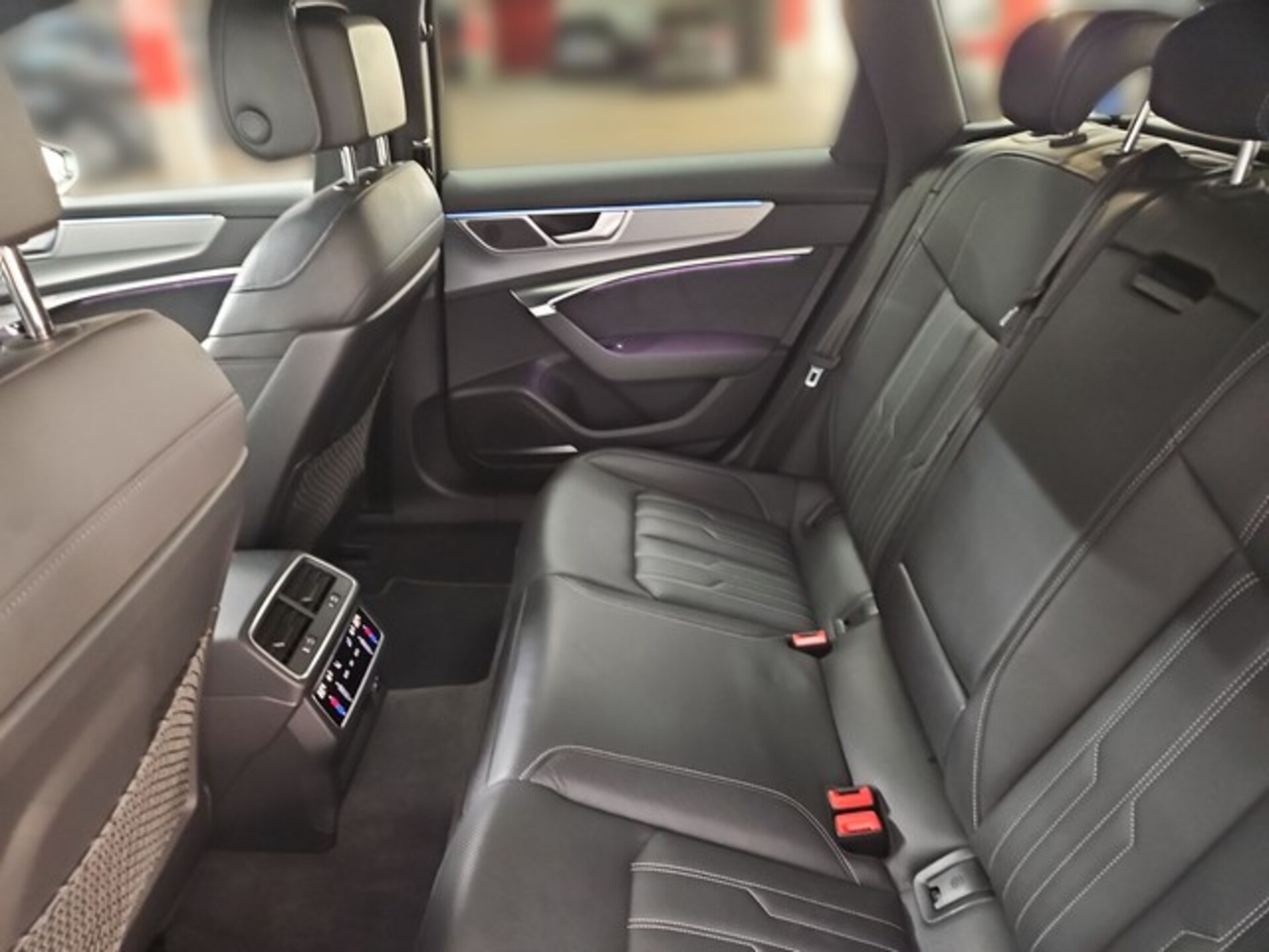 Audi S6 Avant