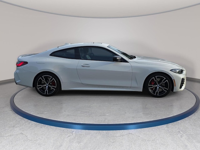 2023 BMW M440i