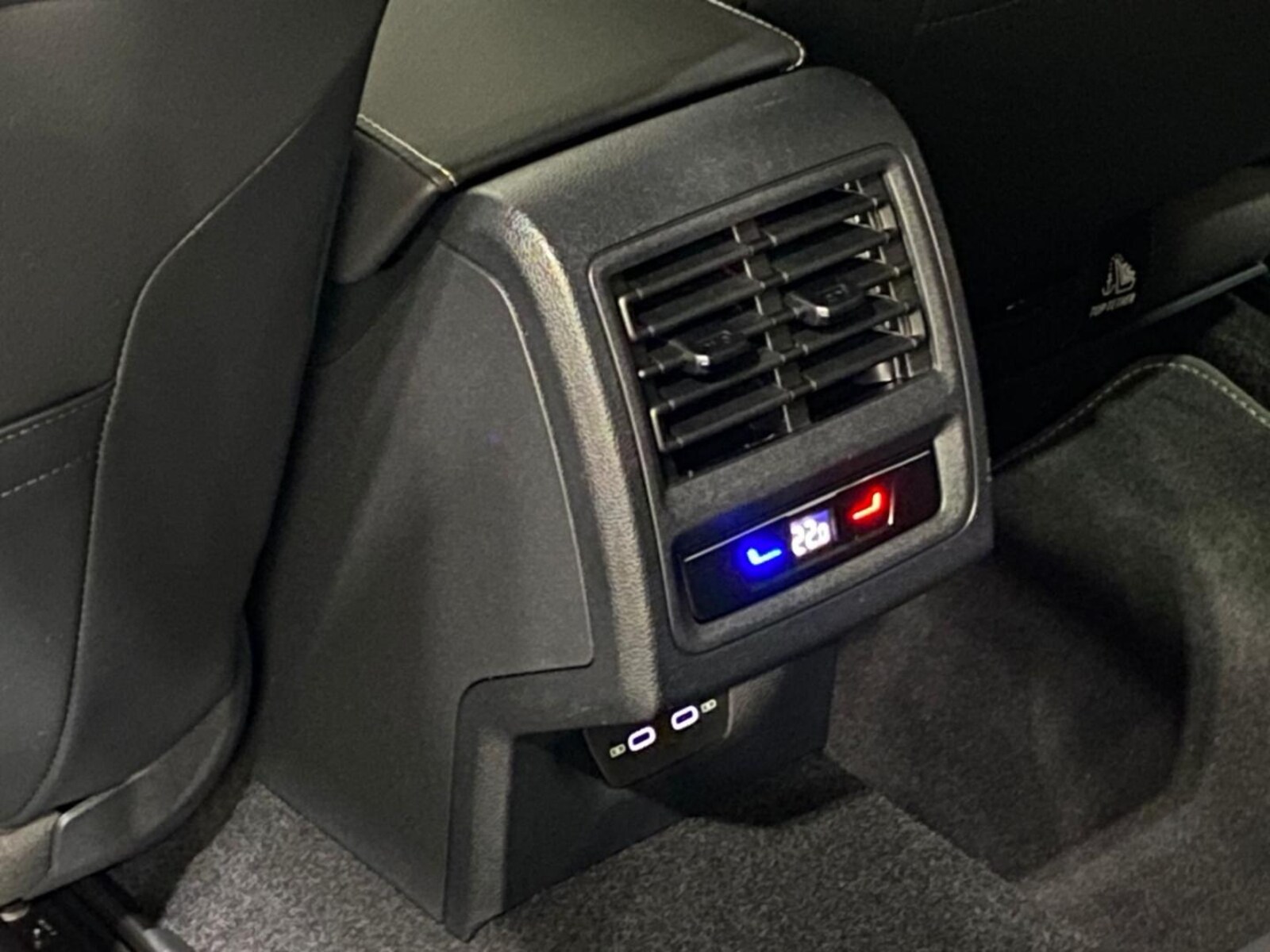 Volkswagen Golf Variant – Bild 21