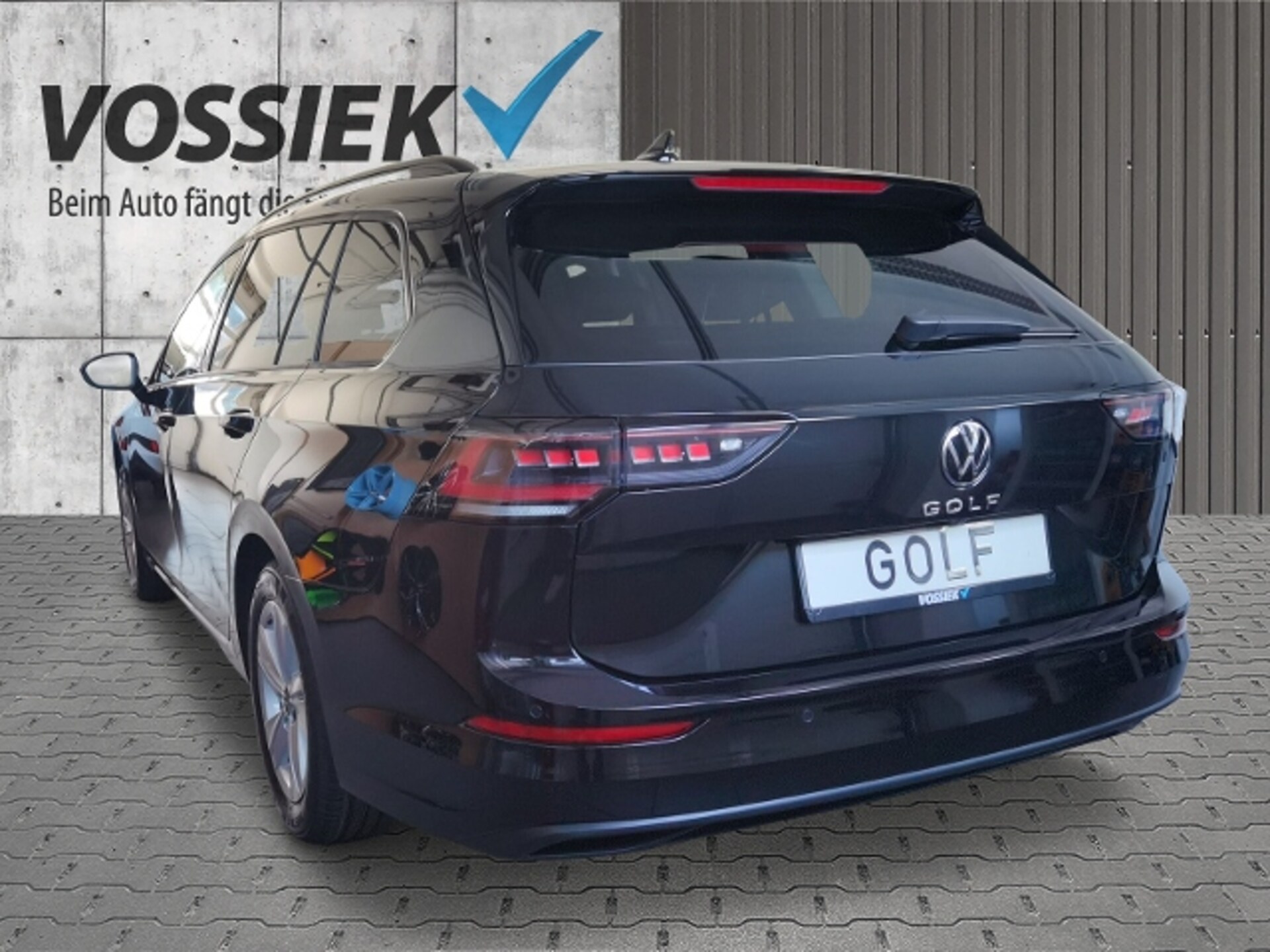 Volkswagen Golf Variant Life