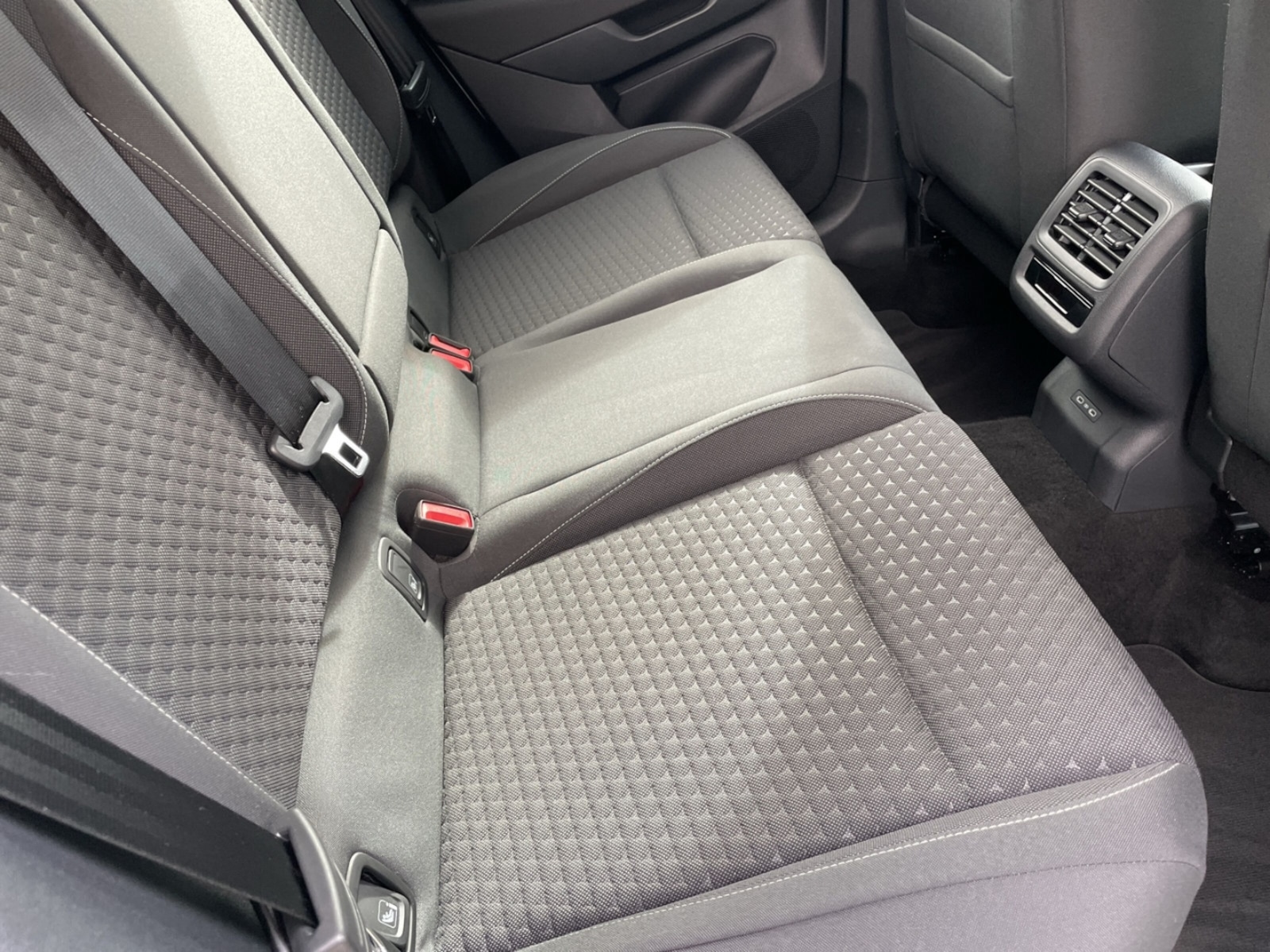 Volkswagen T-Roc – Bild 8