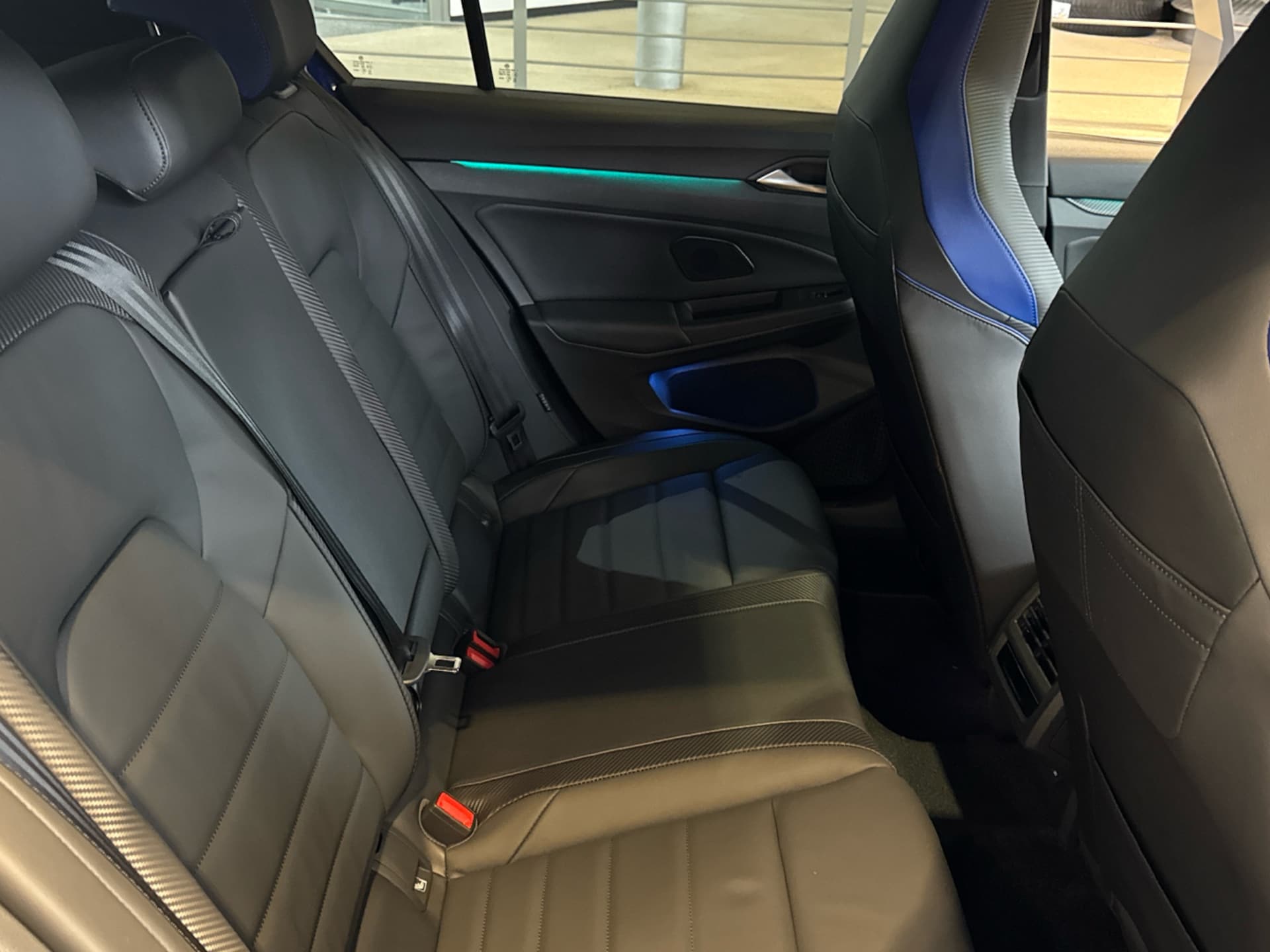 Volkswagen Golf R
