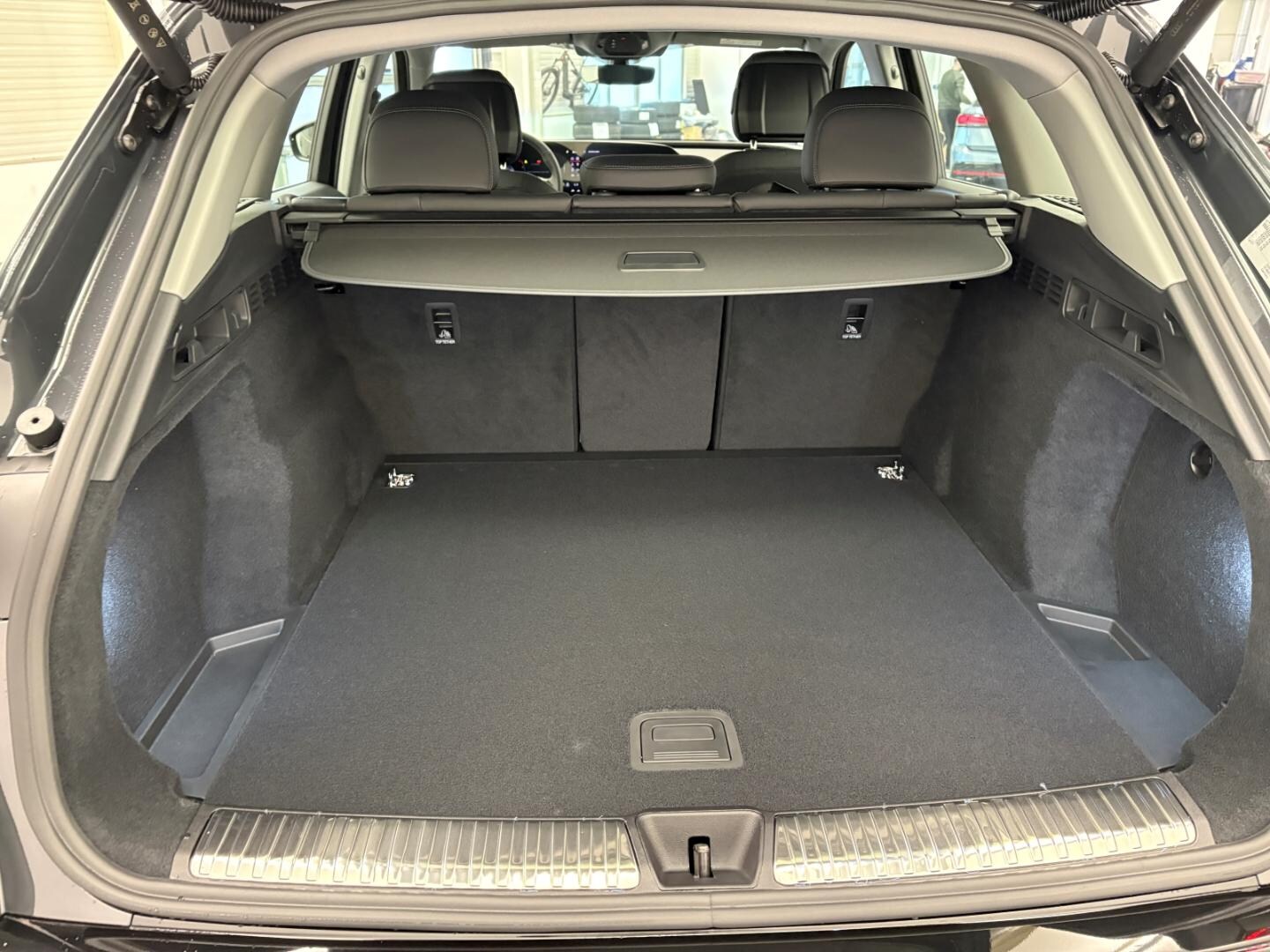 Bild über Audi Q5 SUV TDI quattro 150 kW S tronic - für weitere Informationen kontaktieren Sie den Audi Partner