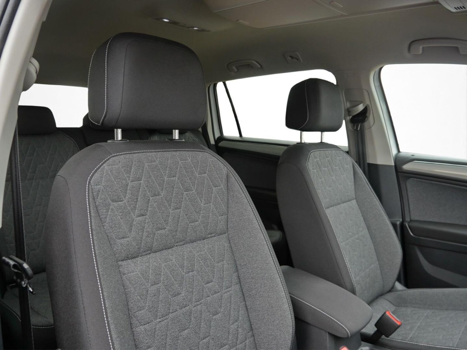 Volkswagen Tiguan Allspace – Bild 10