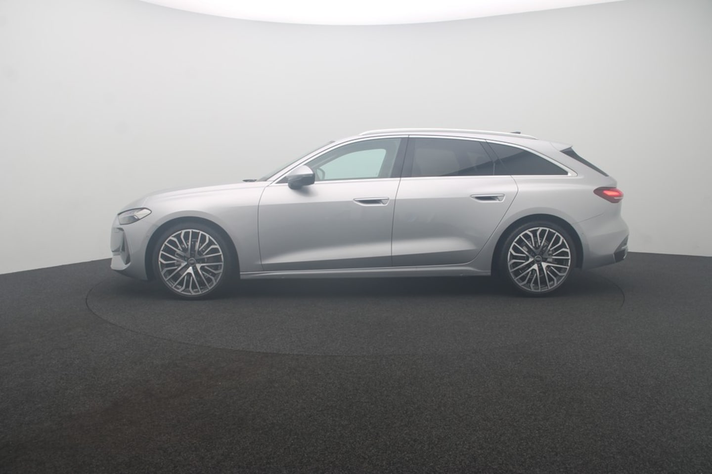 Bild über Audi A5 Avant TFSI S tronic - für weitere Informationen kontaktieren Sie den Audi Partner