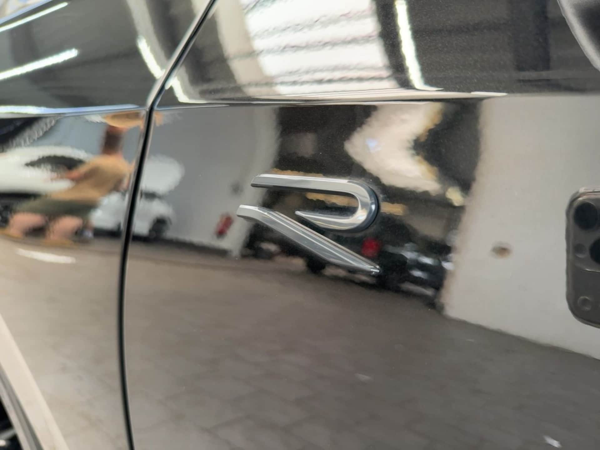 Volkswagen Golf R Black Edition