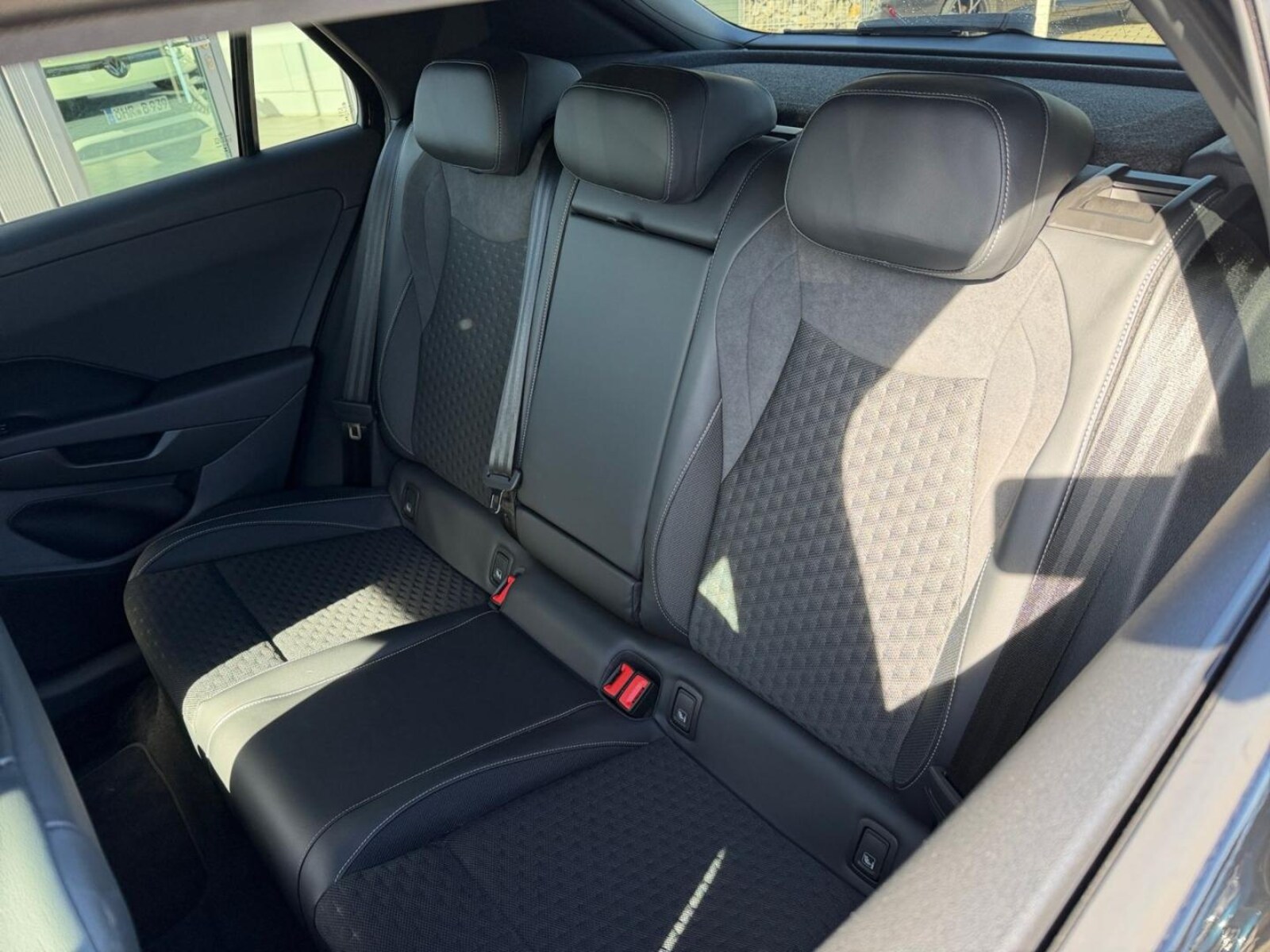 Volkswagen T-Roc – Bild 14