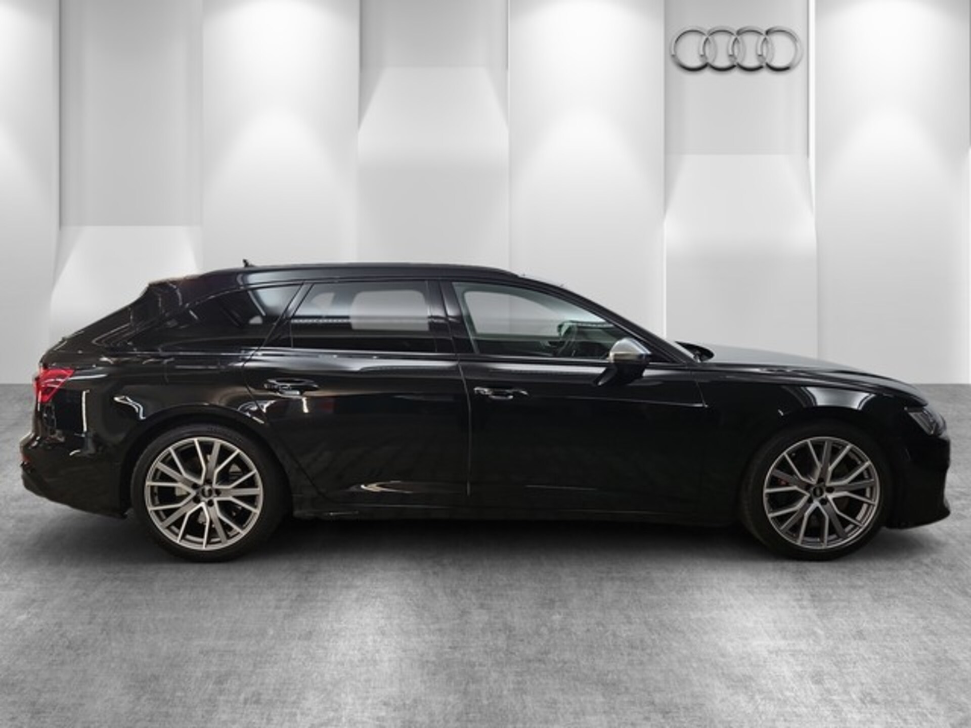 Audi S6 Avant