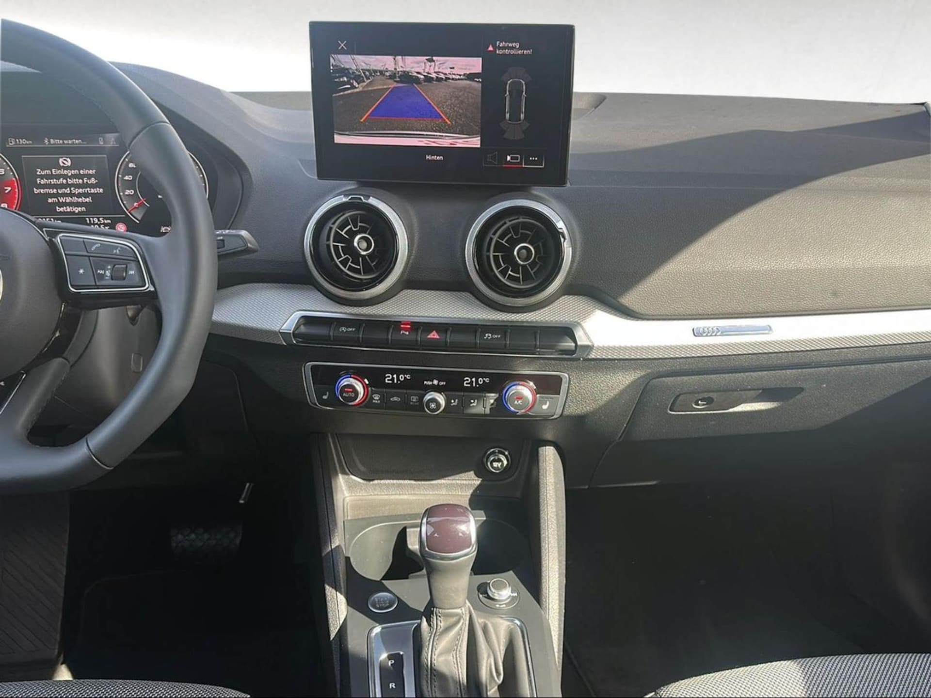 Audi Q2 S line