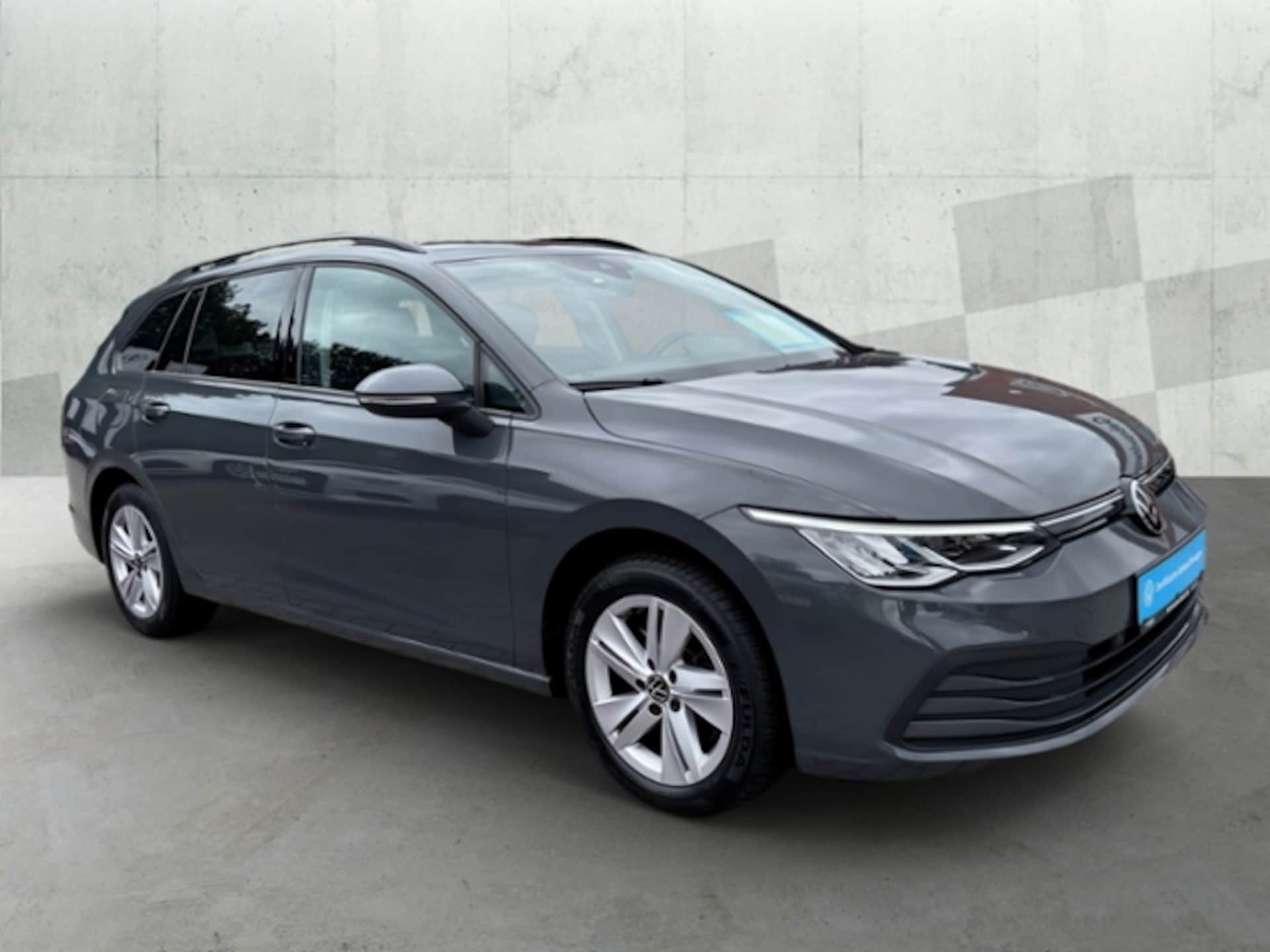 Volkswagen Golf Variant Life