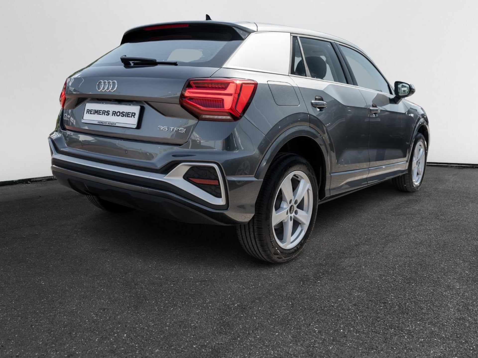 Audi Q2 S line