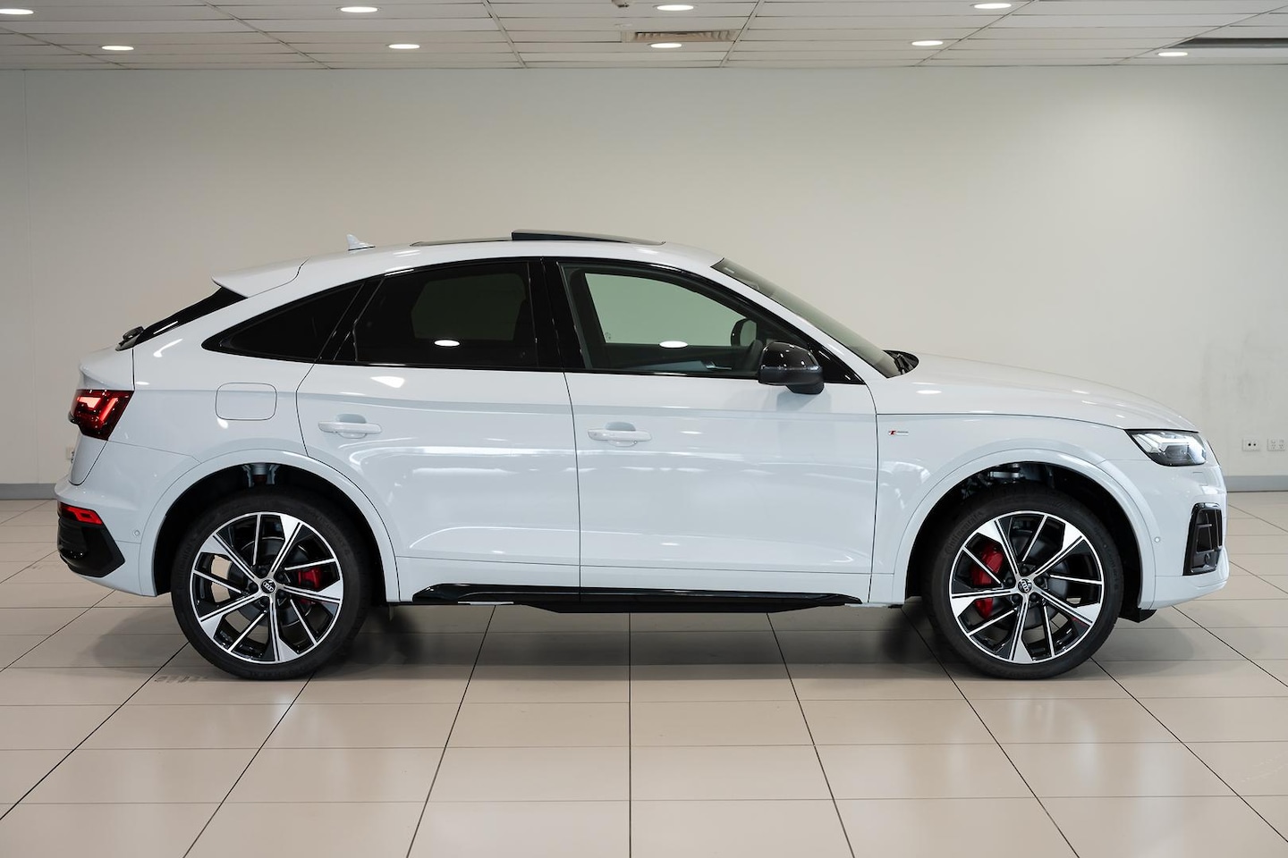 Image about Audi Q5 Sportback TFSI e 55 TFSI e quattro S tronic