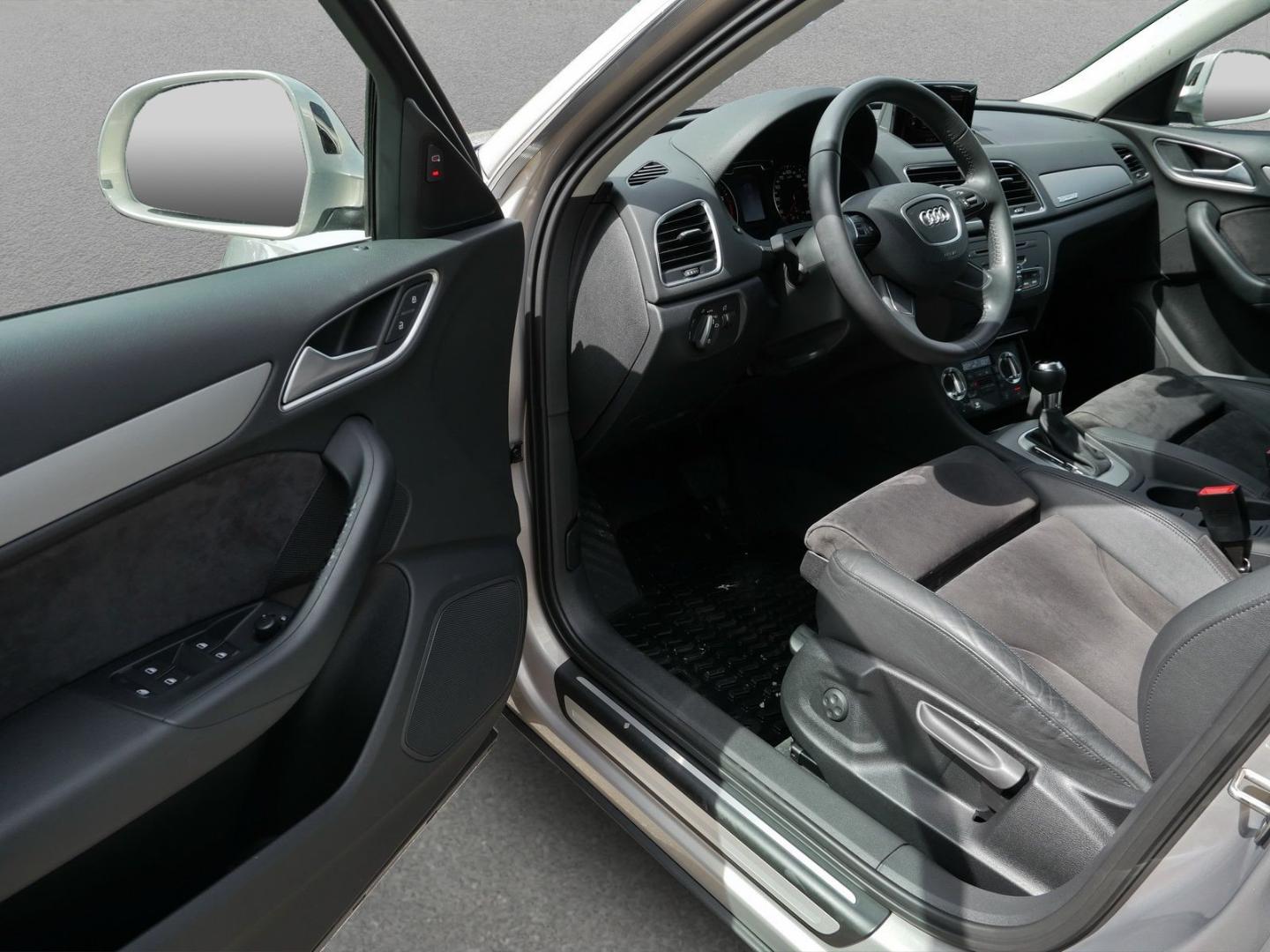 Image about Audi Q3 TFSI quattro S tronic