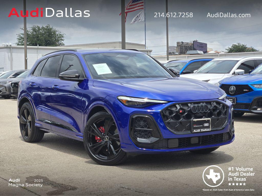 2025 Audi SQ5 Premium Plus's photo