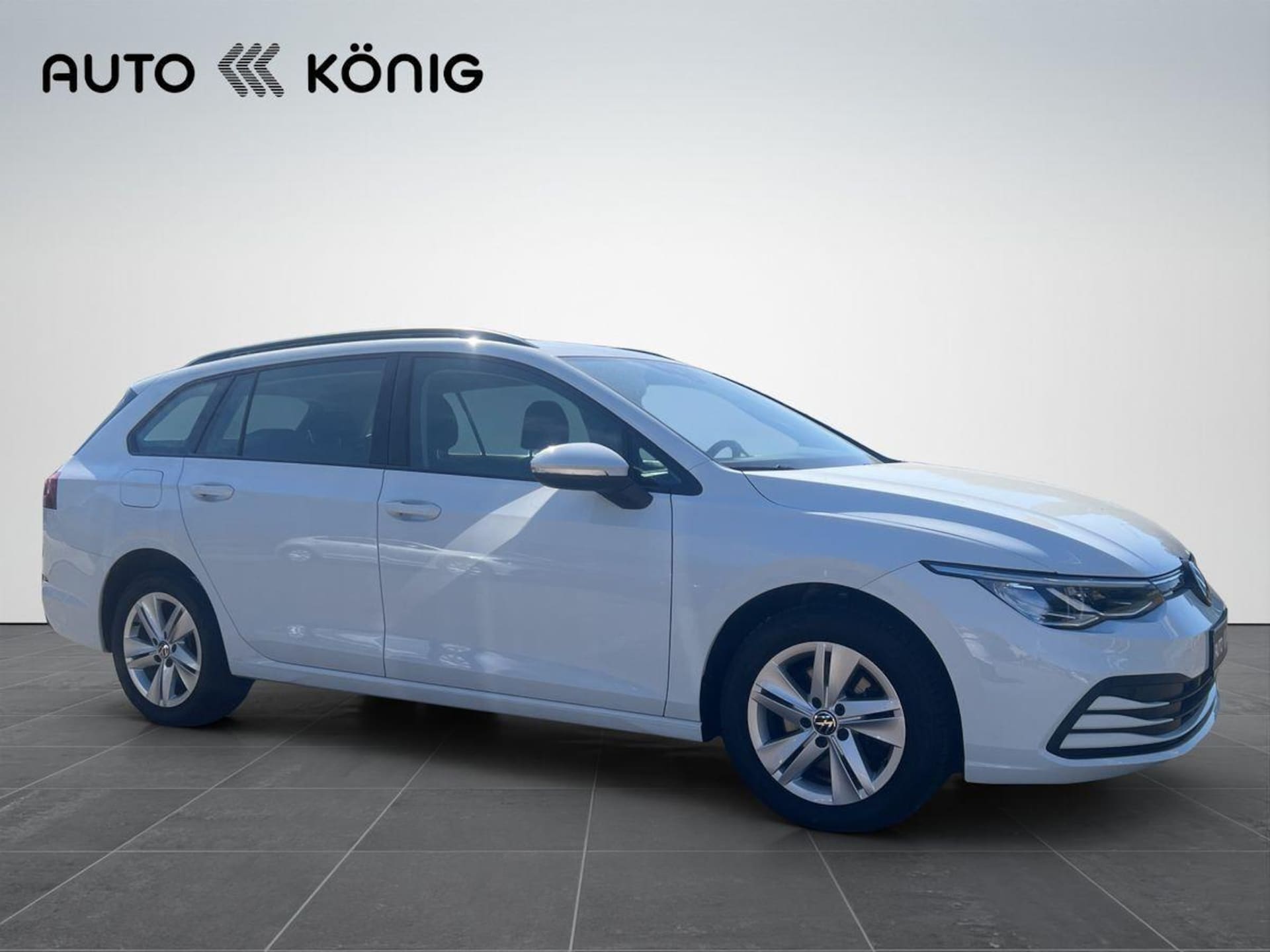 Volkswagen Golf Variant Life