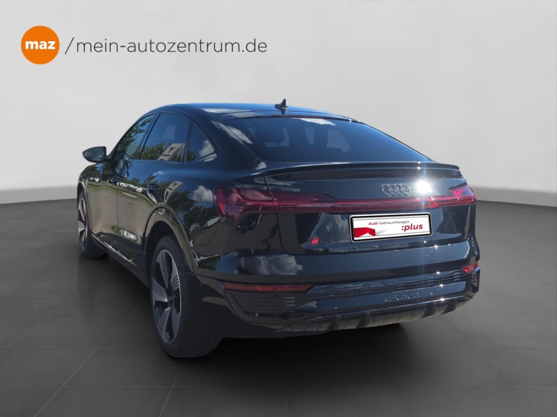 Audi Q8 Sportback e-tron S line