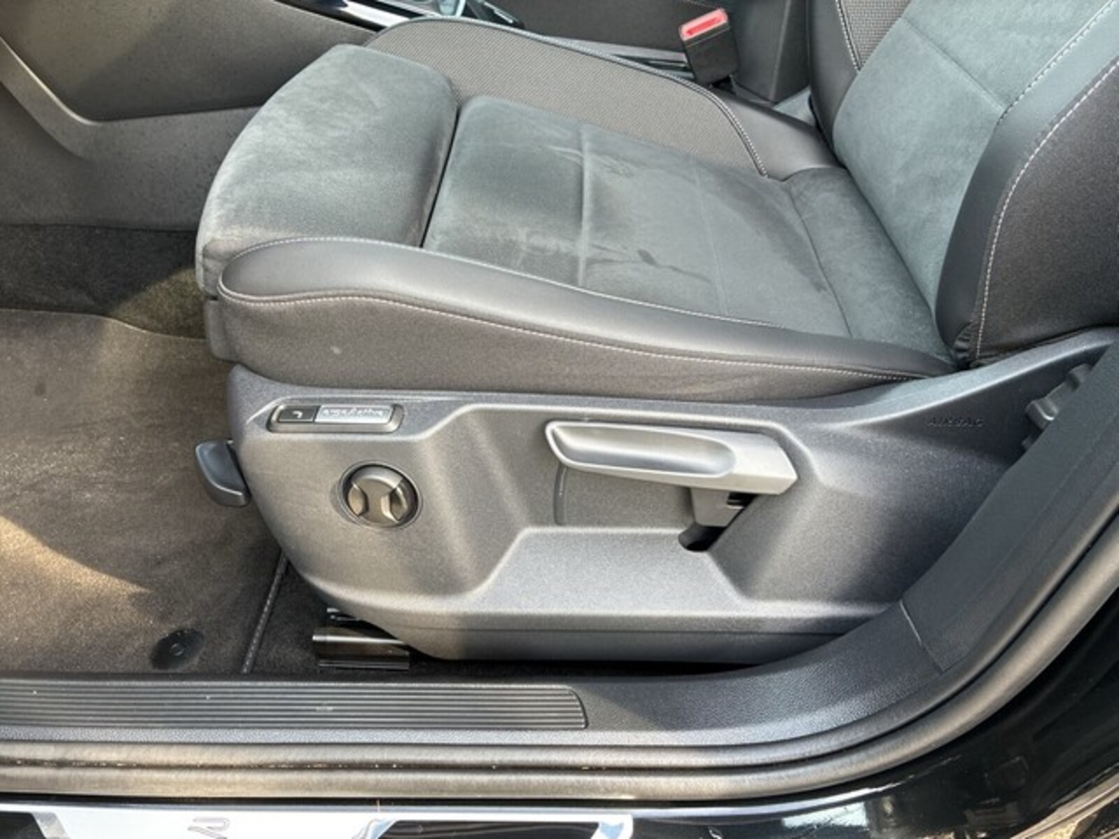 Volkswagen T-Roc – Bild 15
