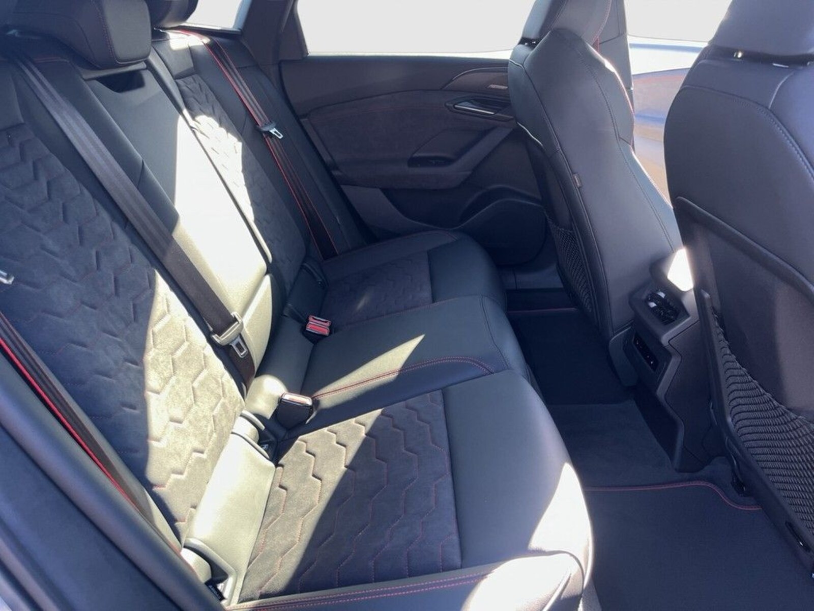 Audi A6 Sportback e-tron – Bild 18