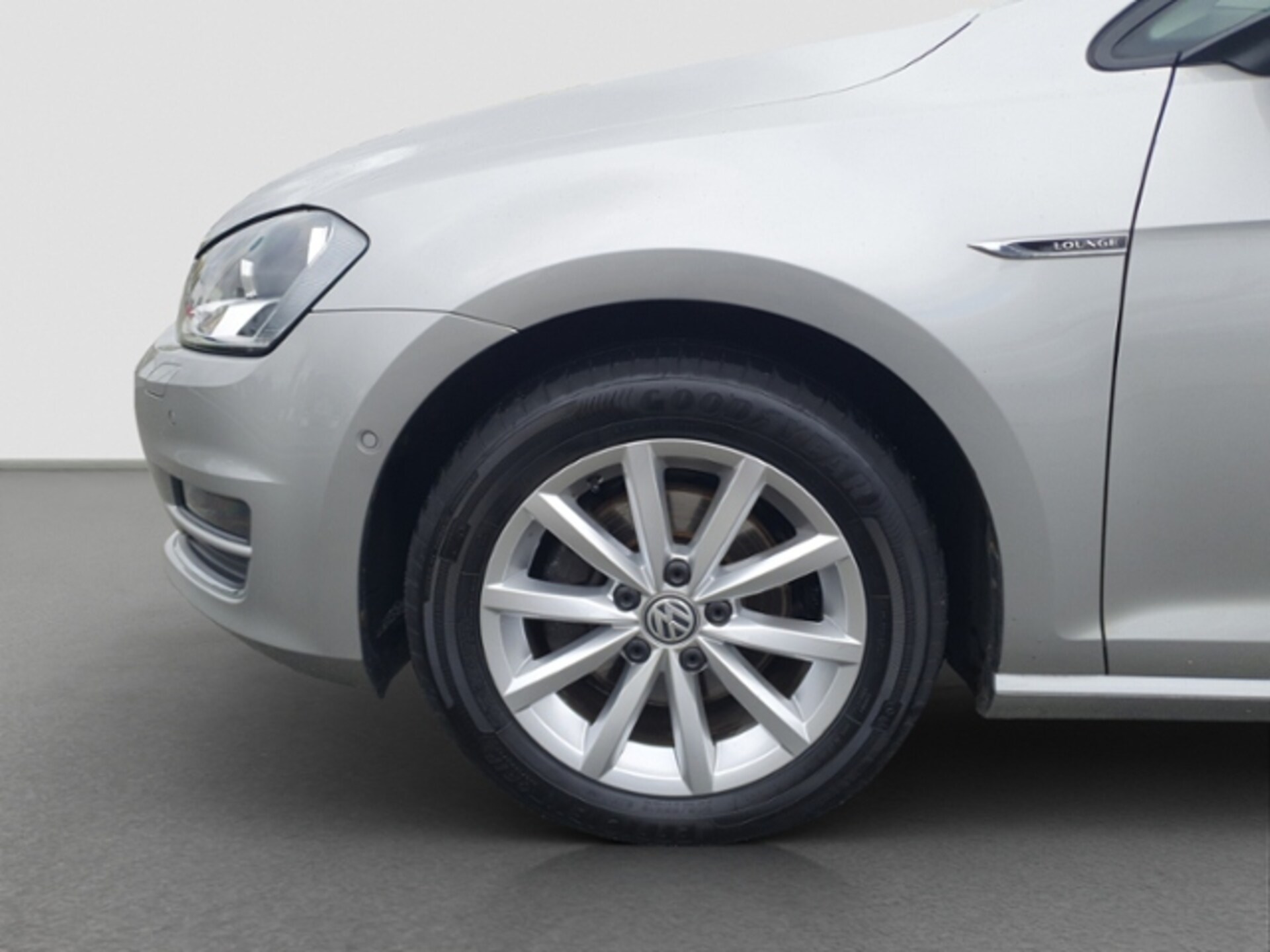 Volkswagen Golf LOUNGE