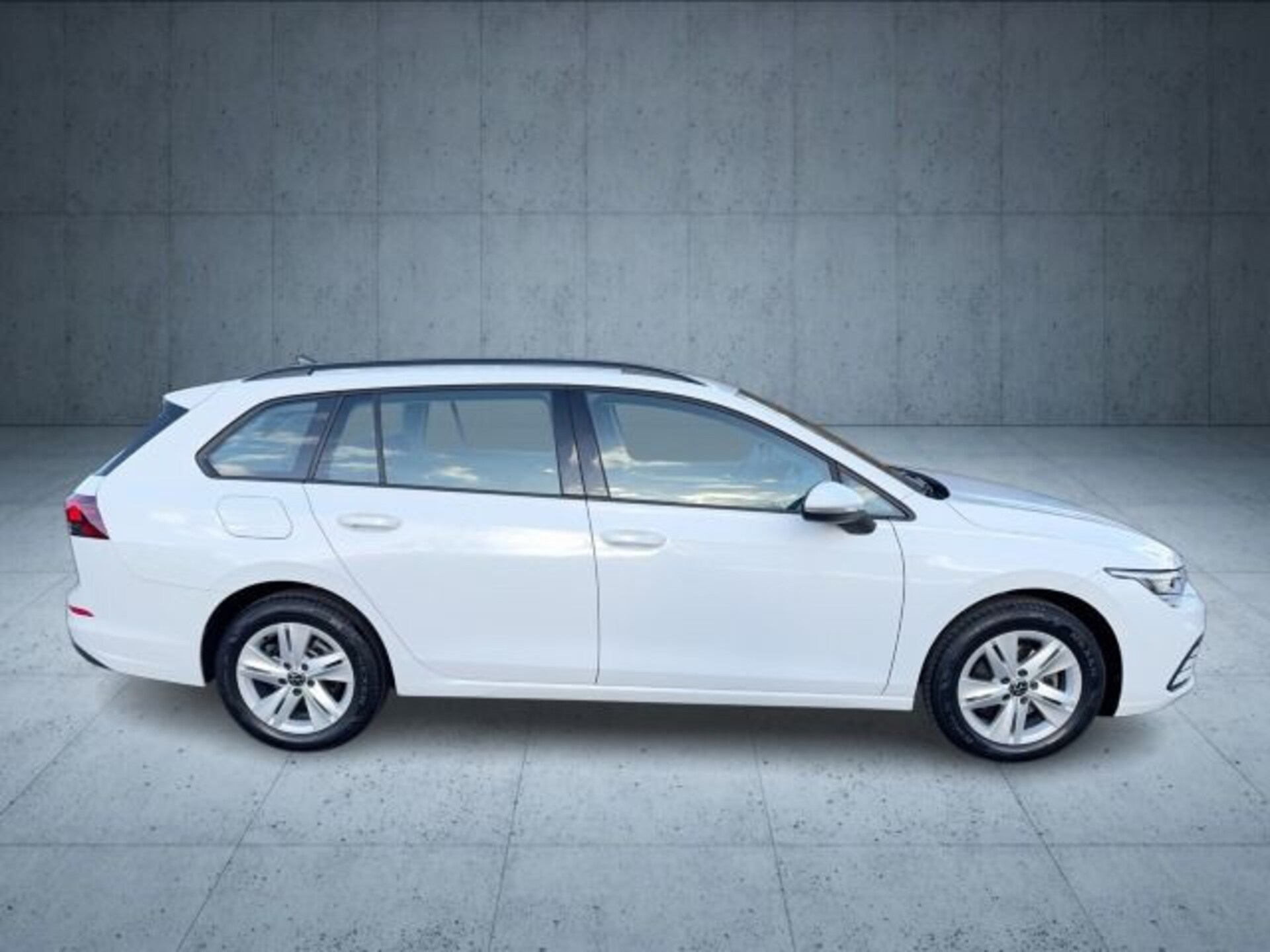 Volkswagen Golf Variant Life