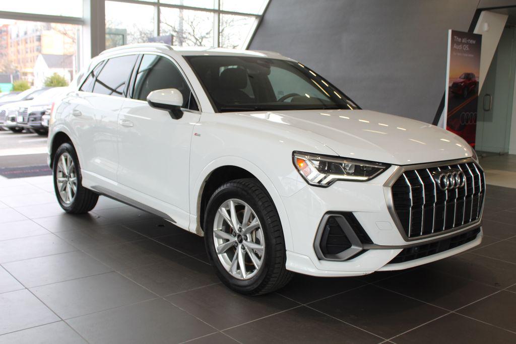 2025 Audi Q3 45 TFSI S Line Premium quattro's photo