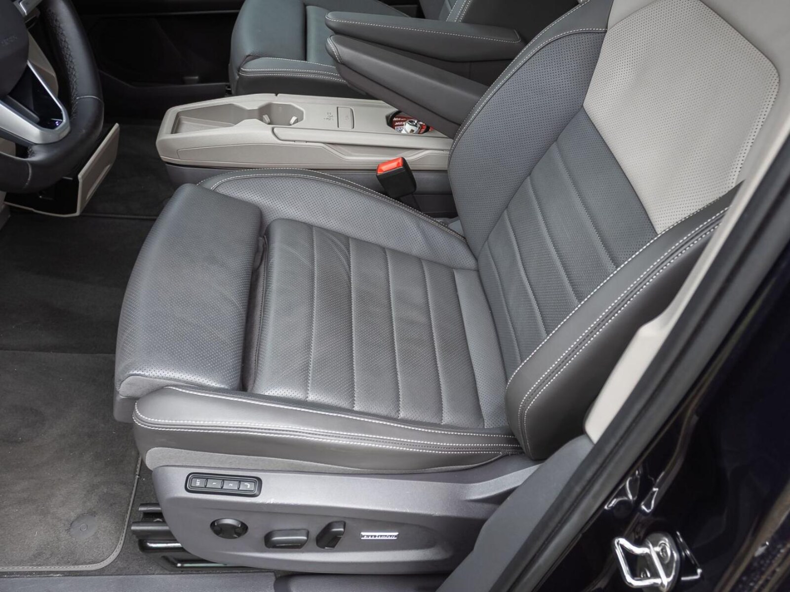 Volkswagen Multivan Langversion – Bild 7