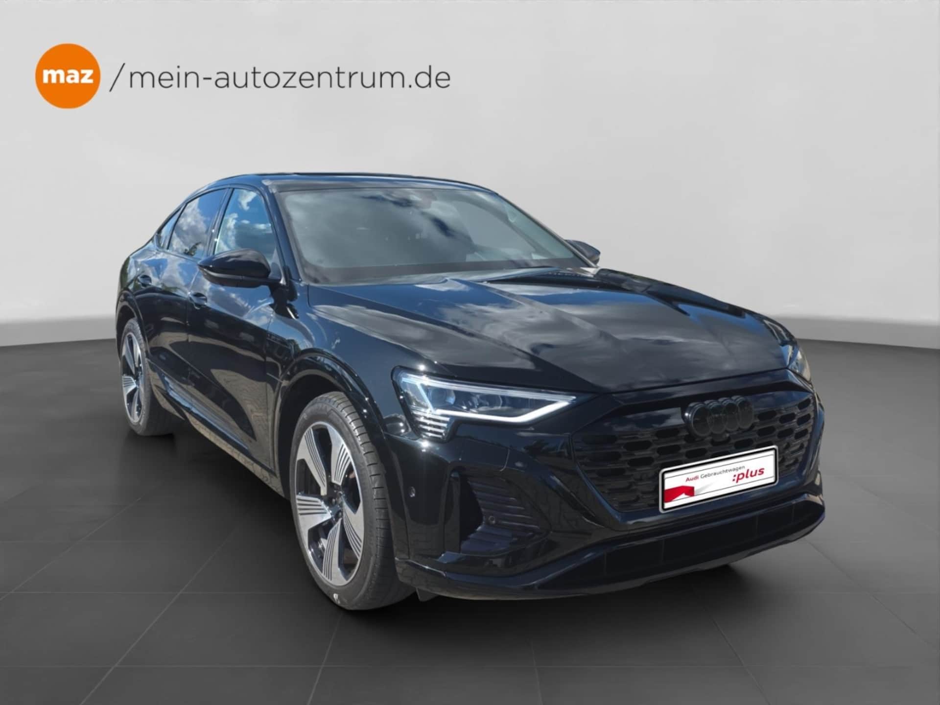 Audi Q8 Sportback e-tron S line