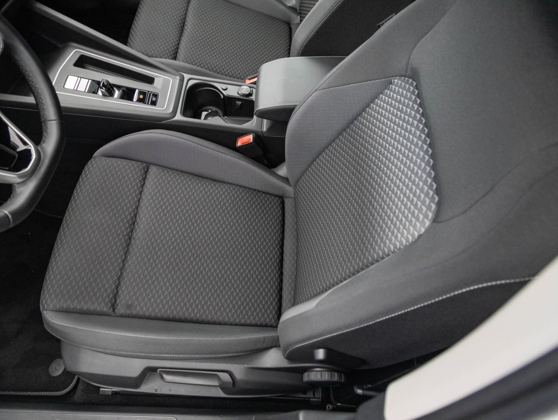Volkswagen Golf Active