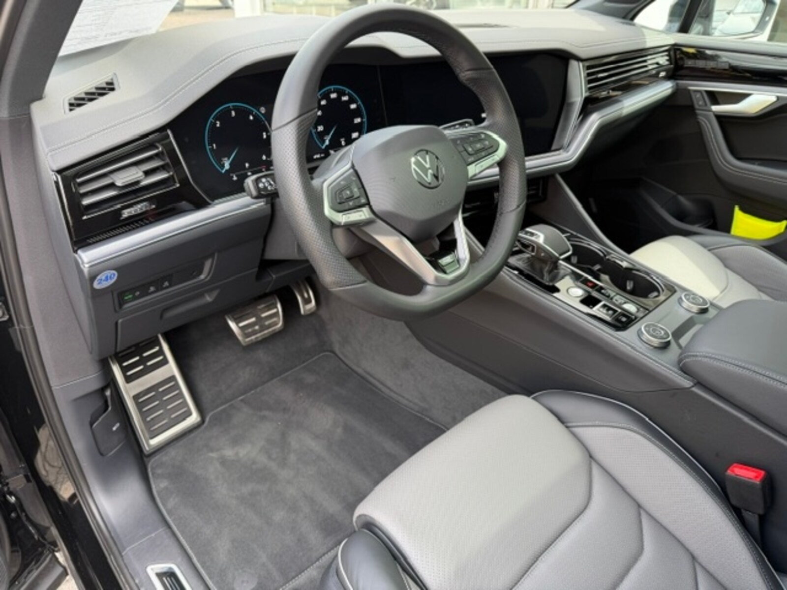 Volkswagen Touareg – Bild 15