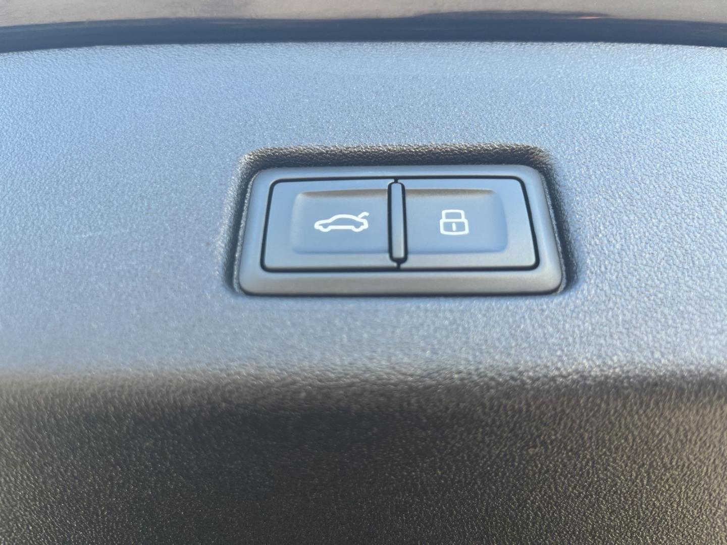 Image about Audi Q4 e-tron 50 e-tron quattro