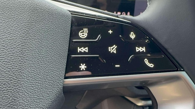 2025 Audi Q5 Premium - Photo 16
