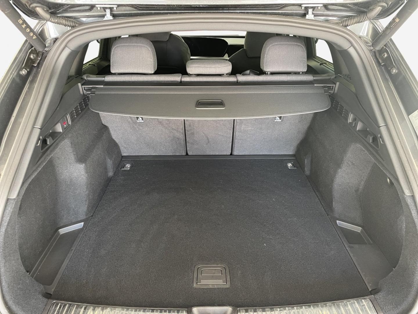 Bild über Audi Q5 SUV TDI quattro 150 kW S tronic - für weitere Informationen kontaktieren Sie den Audi Partner