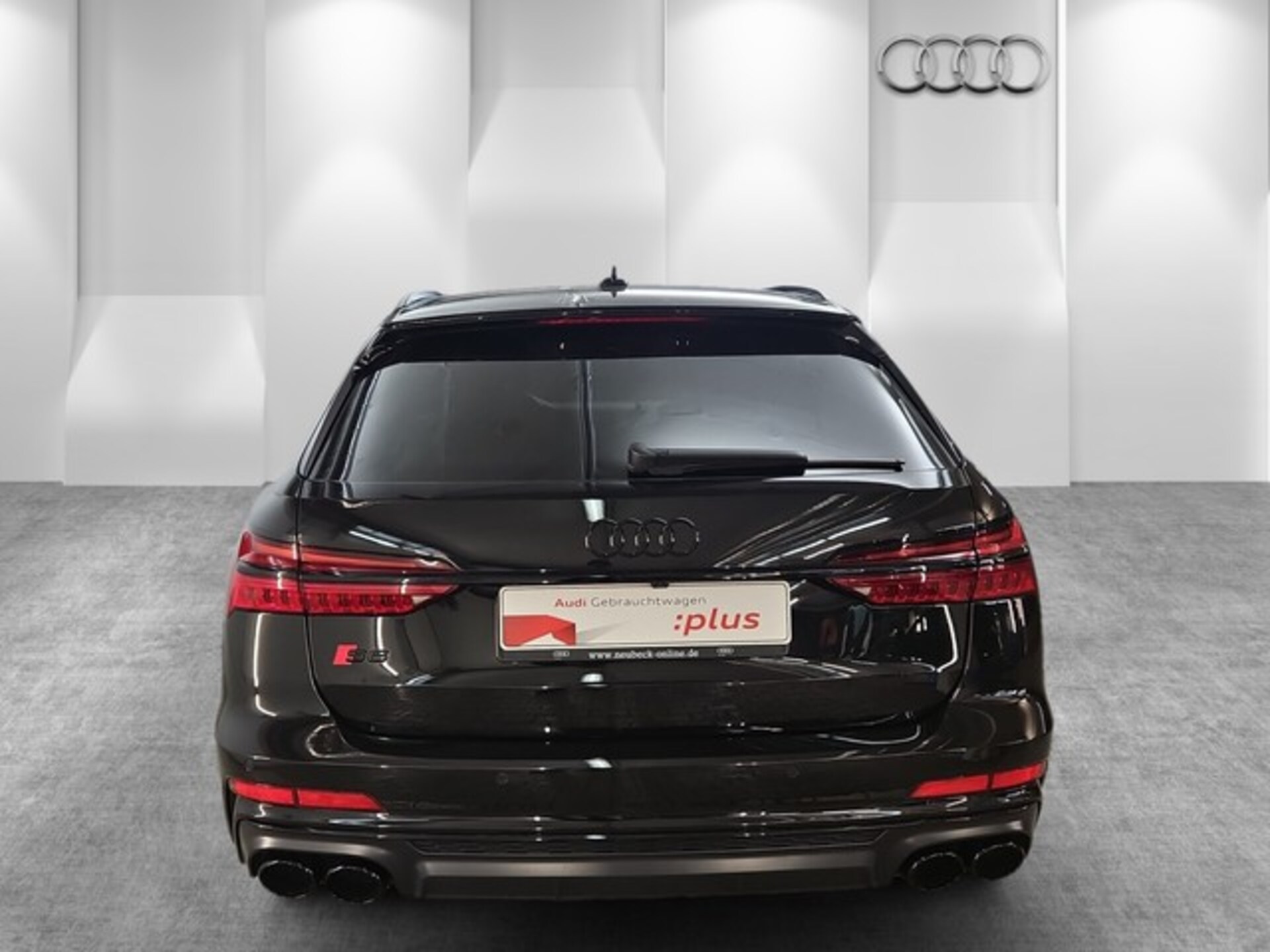 Audi S6 Avant