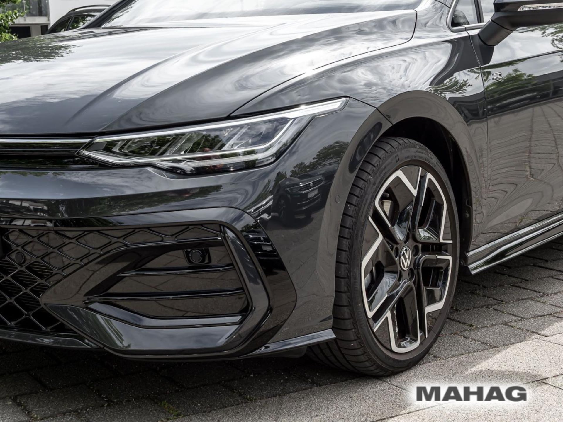 Volkswagen Golf Variant R-Line