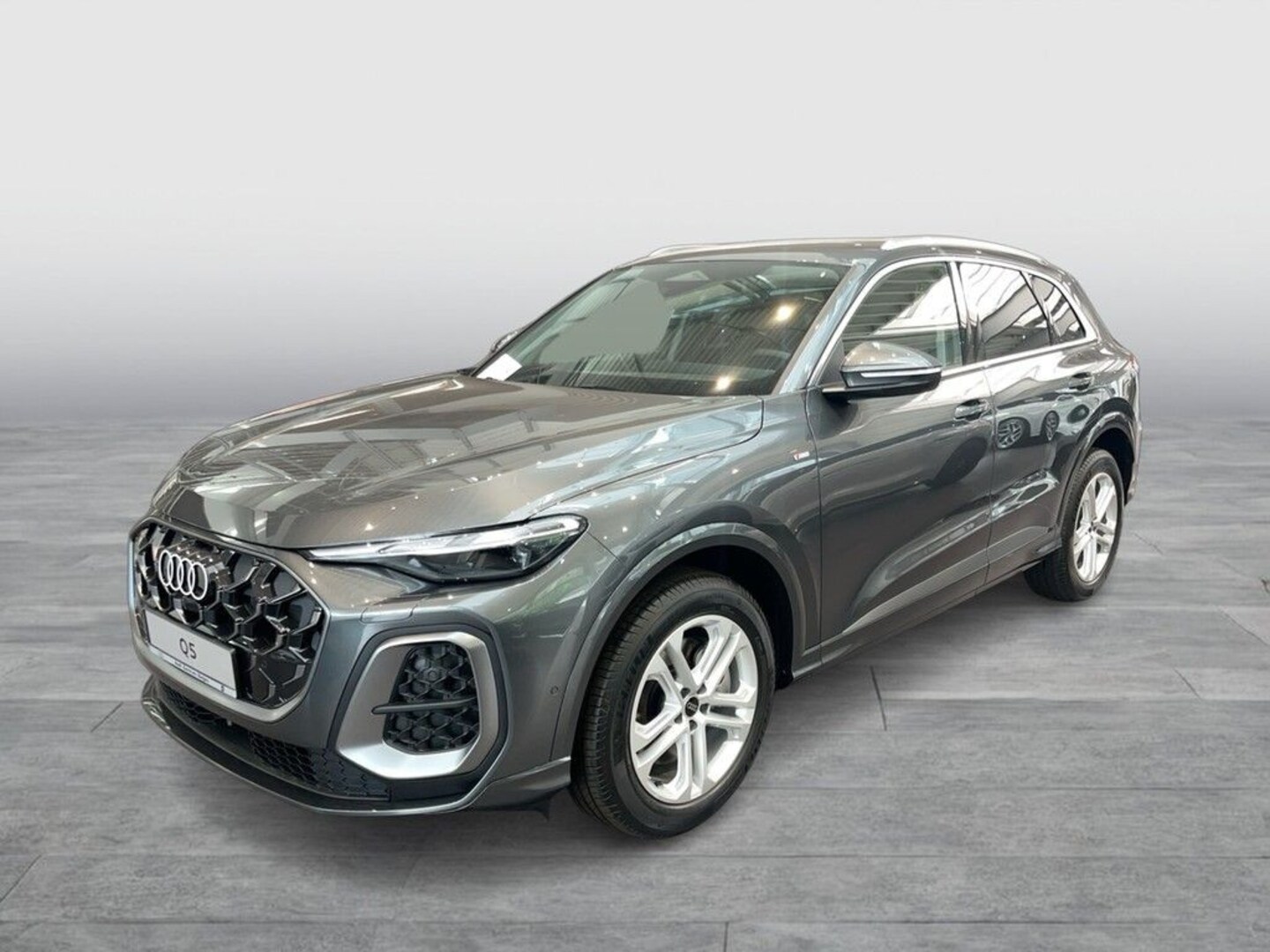 Bild über Audi Q5 SUV TDI quattro 150 kW S tronic - für weitere Informationen kontaktieren Sie den Audi Partner