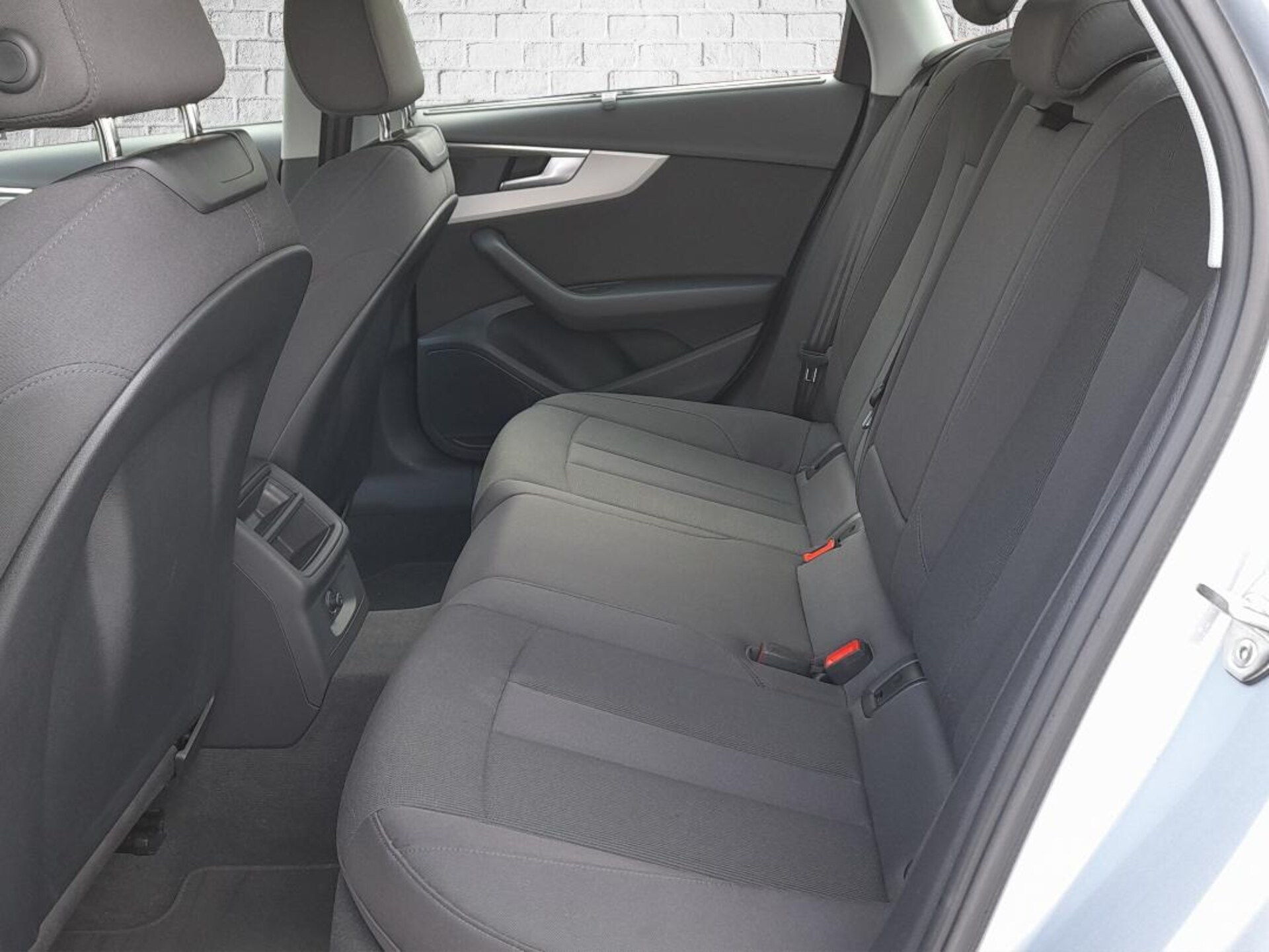 Audi A4 Limousine