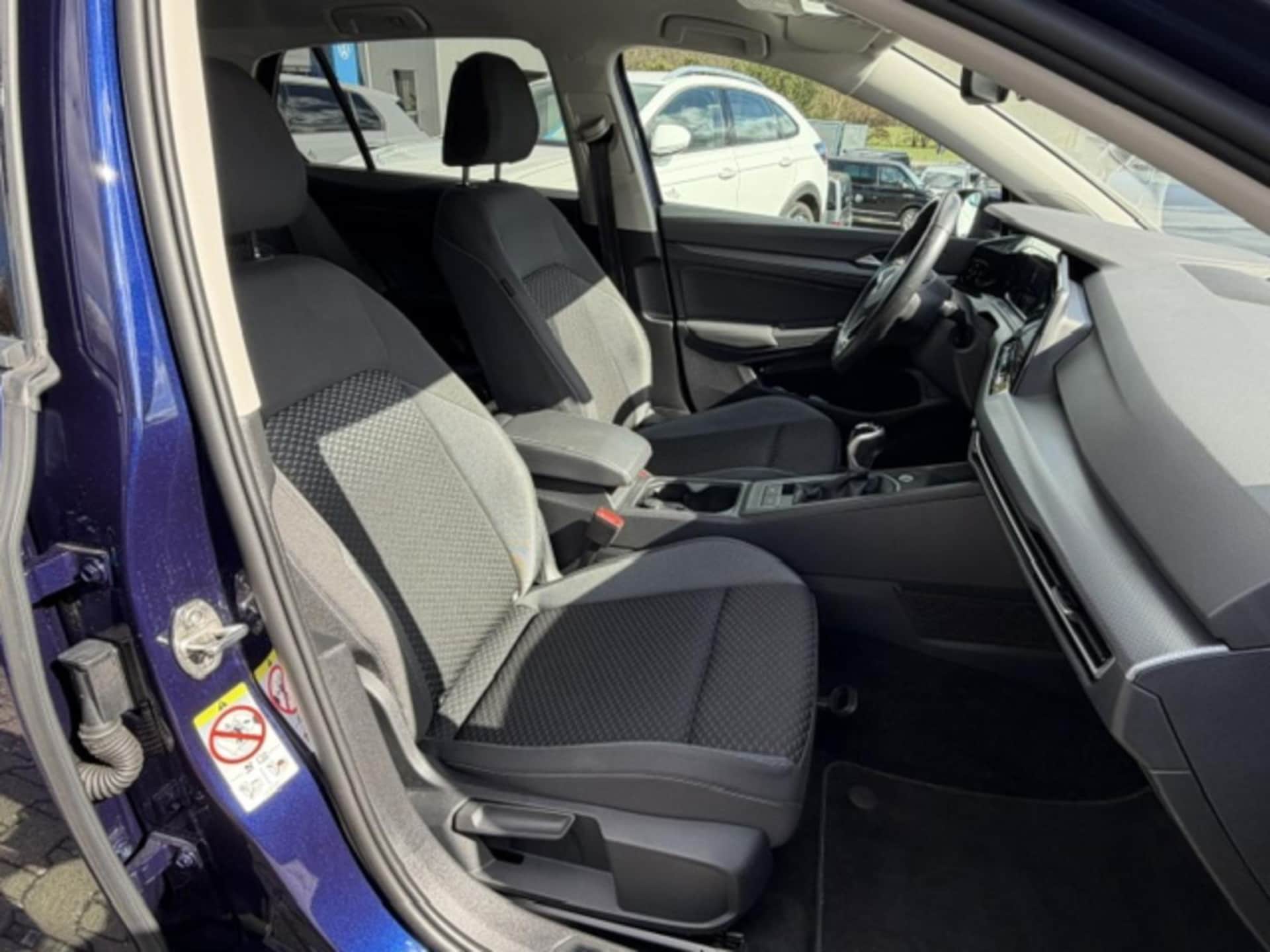 Volkswagen Golf Active
