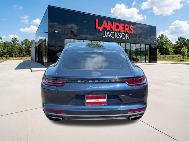 2018 Porsche Panamera
