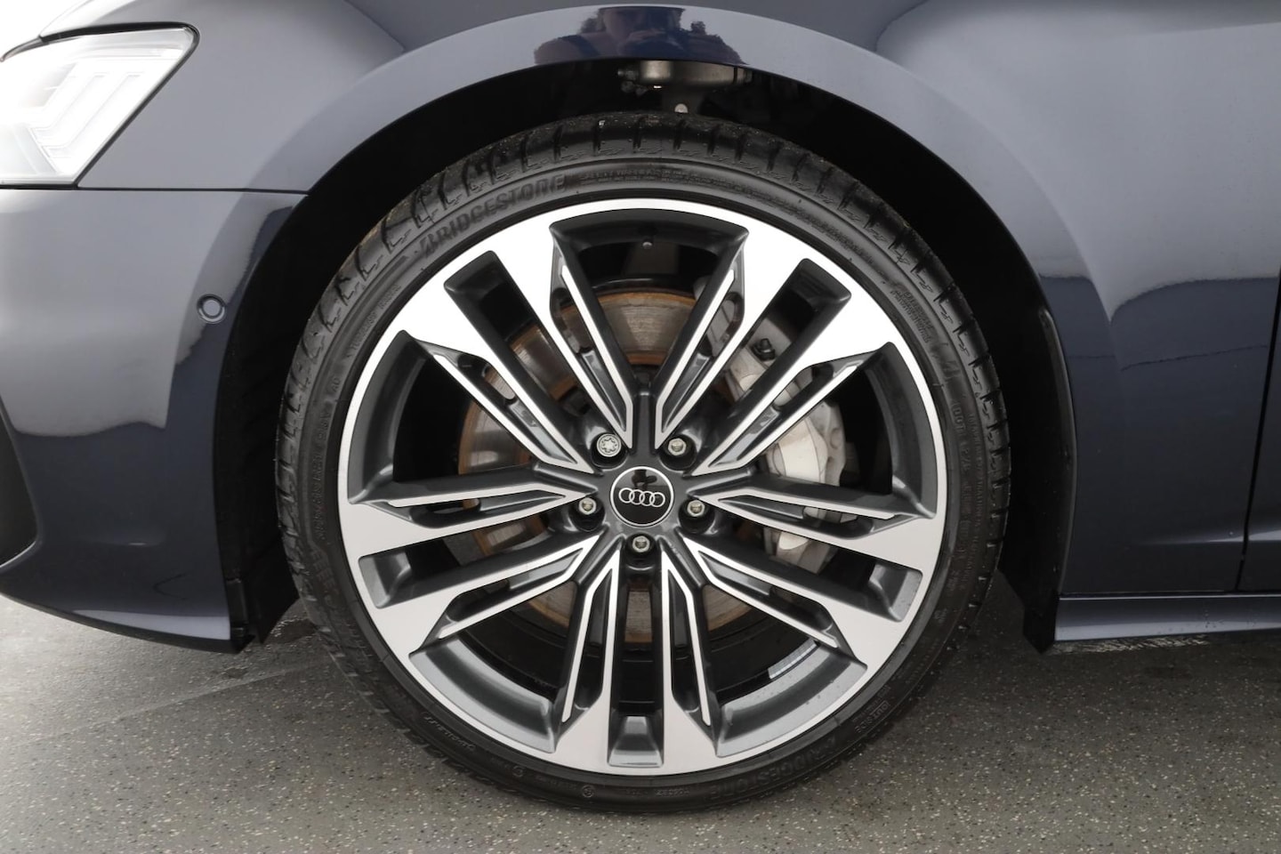 Bild über Audi A6 Avant S line 55 TFSI quattro S tronic - für weitere Informationen kontaktieren Sie den Audi Partner