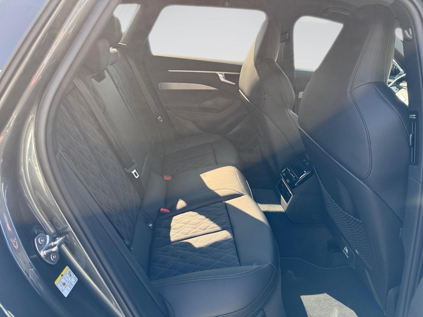 Bild über Audi A6 Avant edition one TDI quattro 220 kW S tronic - für weitere Informationen kontaktieren Sie den Audi Partner