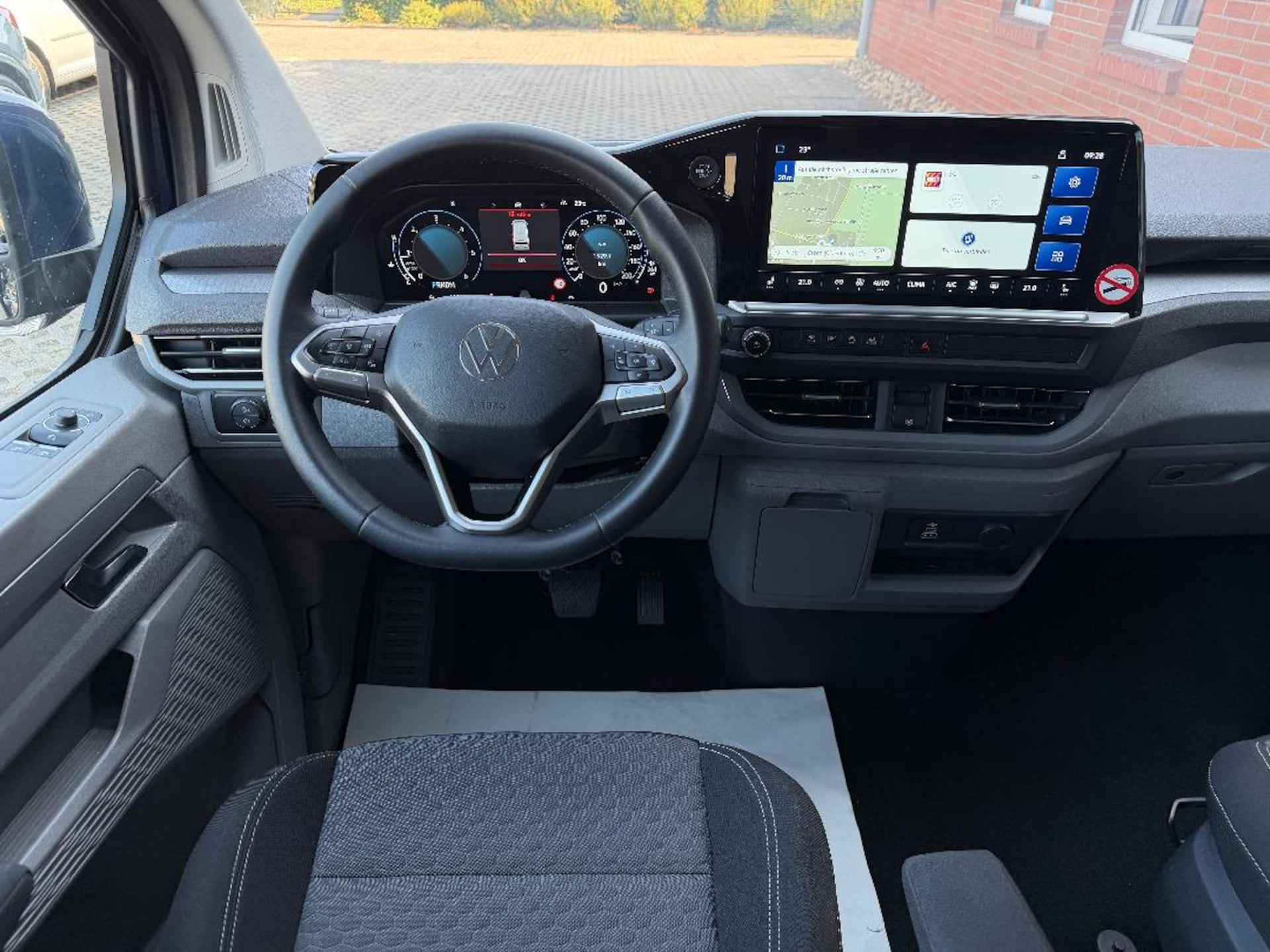 Volkswagen Caravelle Style