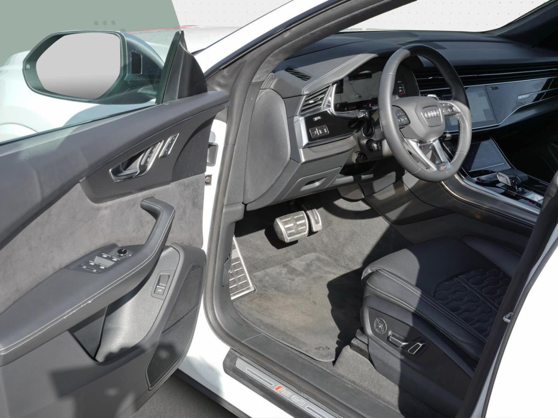Audi RS Q8 SUV