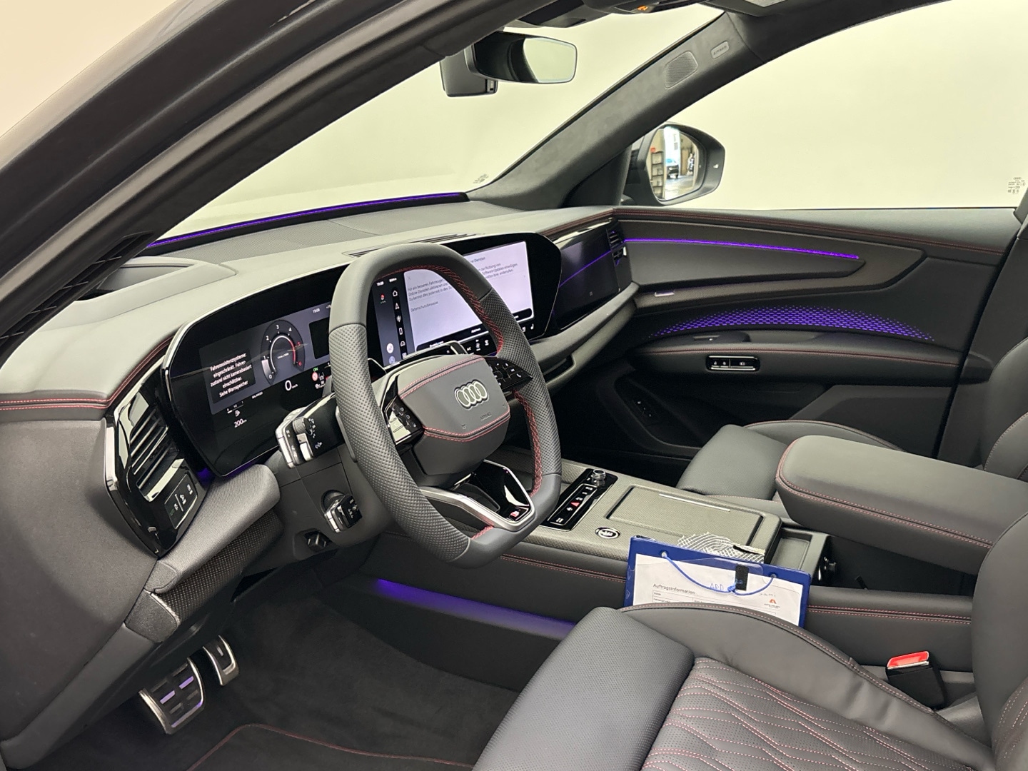Bild über Audi Q7 SUV TDI quattro 220 kW tiptronic - für weitere Informationen kontaktieren Sie den Audi Partner