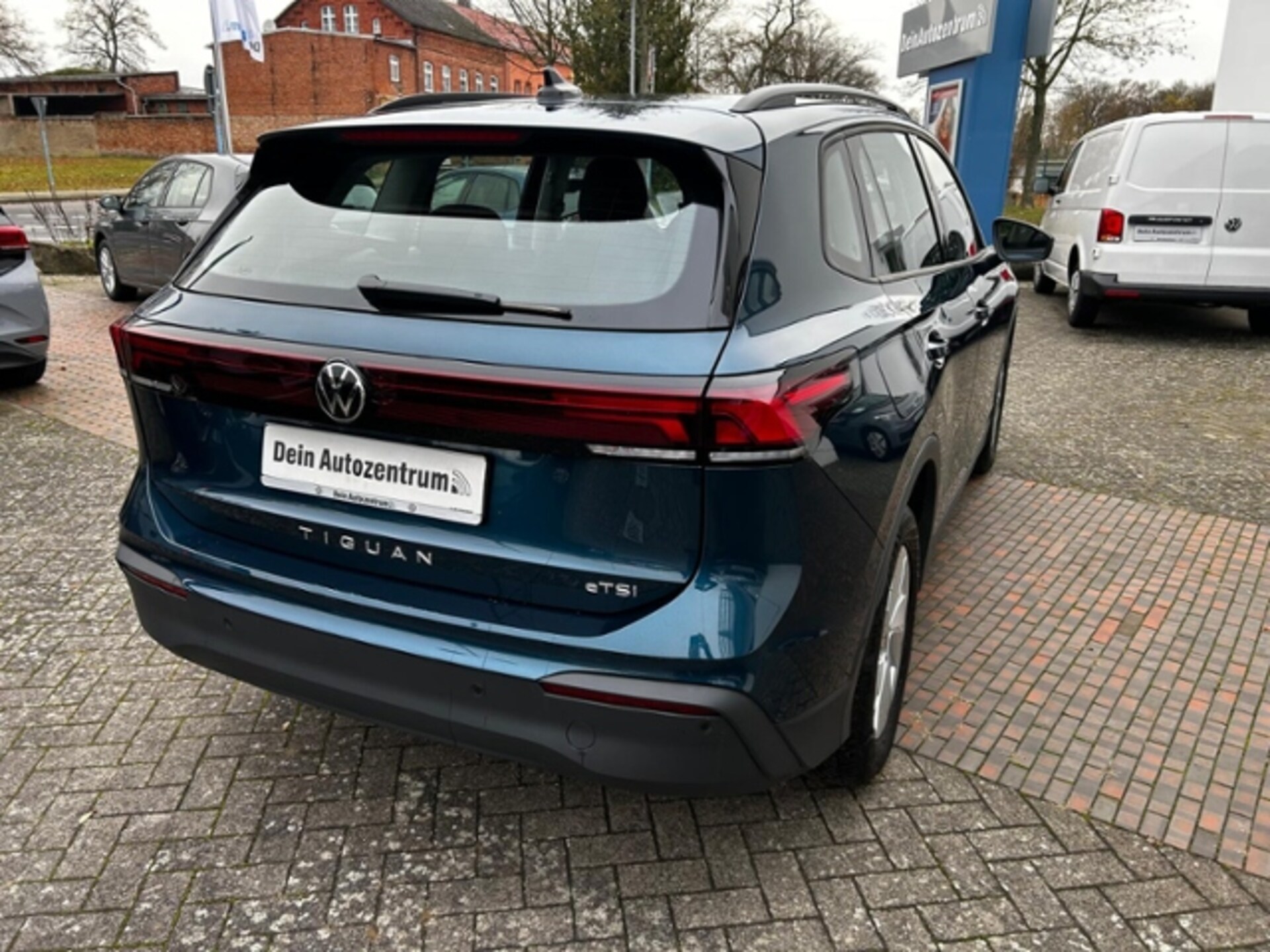 Volkswagen Tiguan Basis-Modell