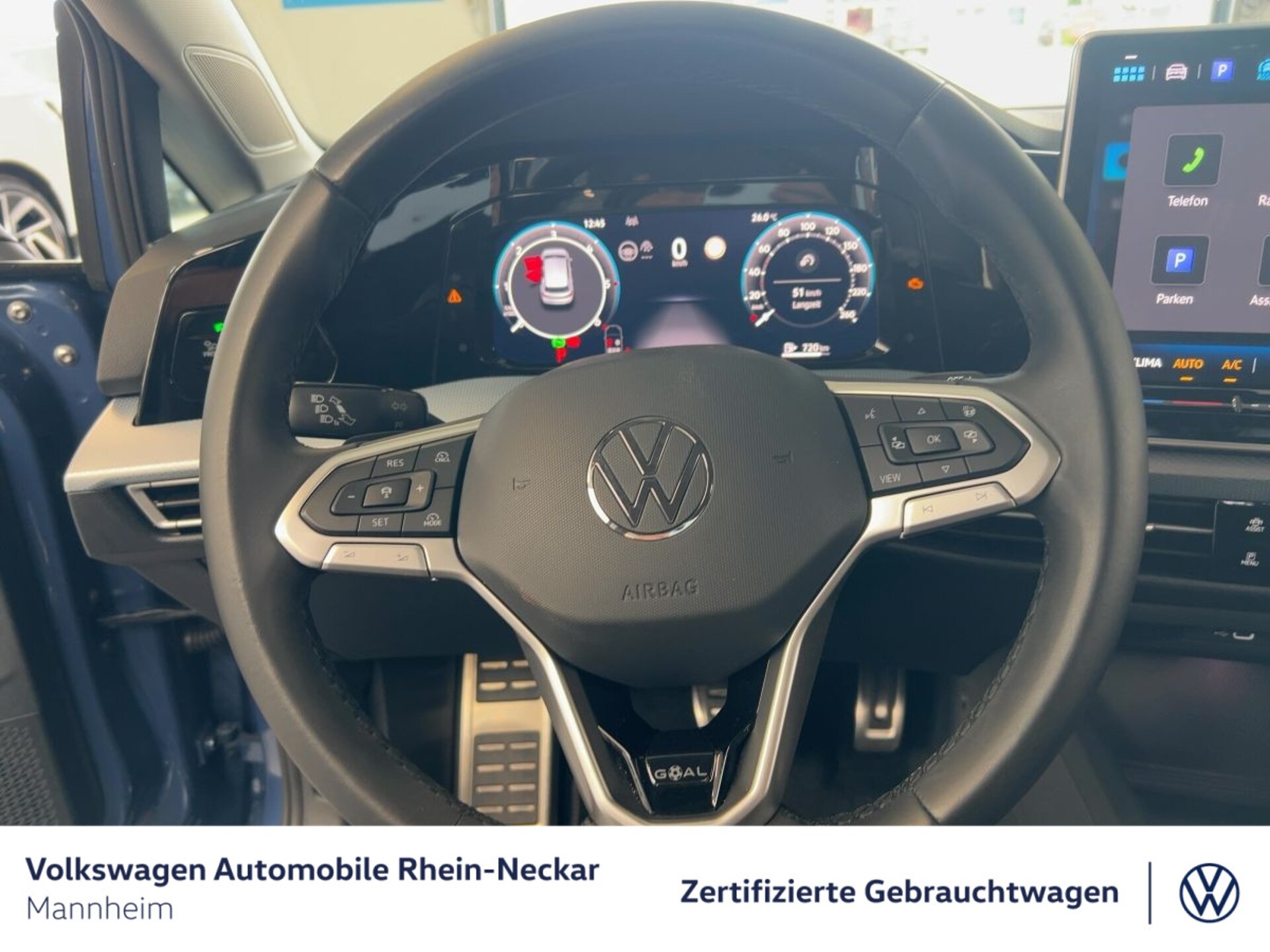 Volkswagen Golf Life